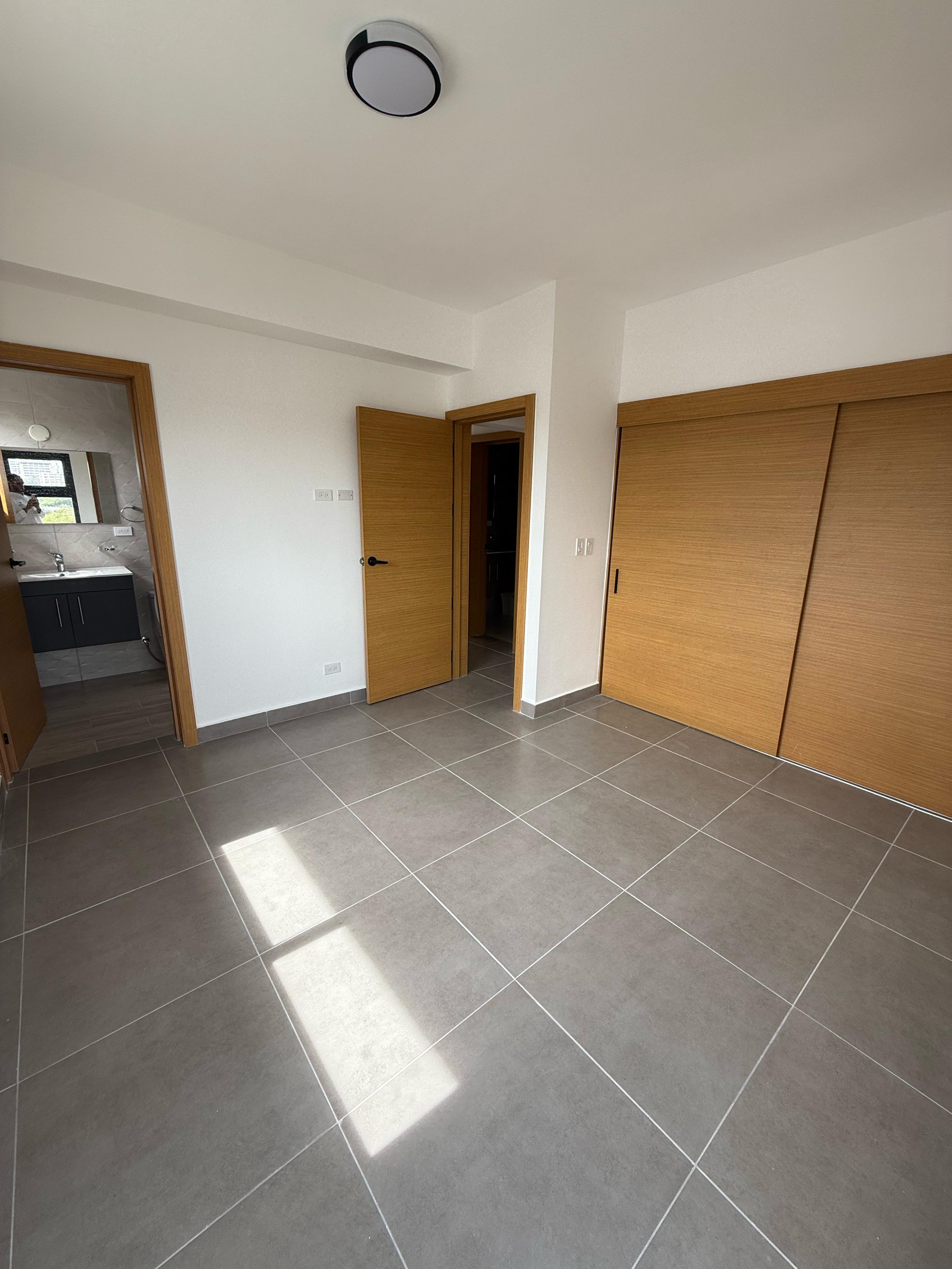 apartamentos - Alquilo apartamento con línea blanca en Gazcue  1
