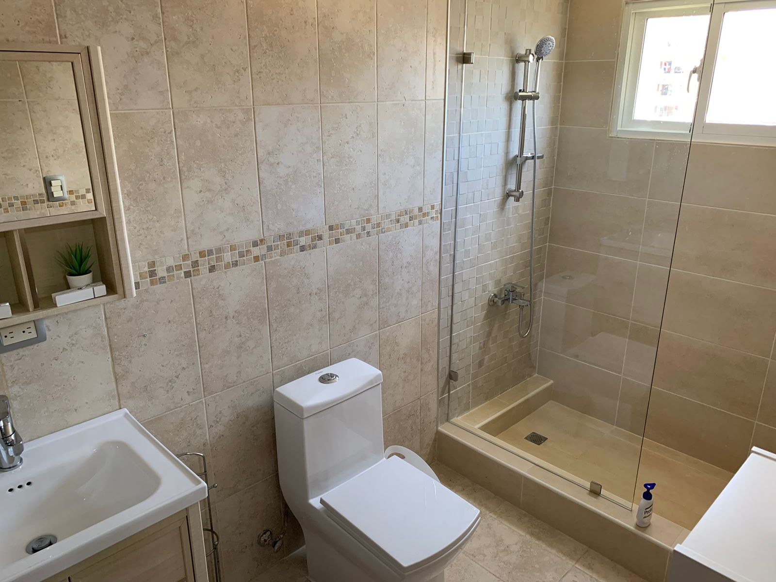 penthouses - Penthouse de 3 niveles y 6 parqueos, Bella Vista 4