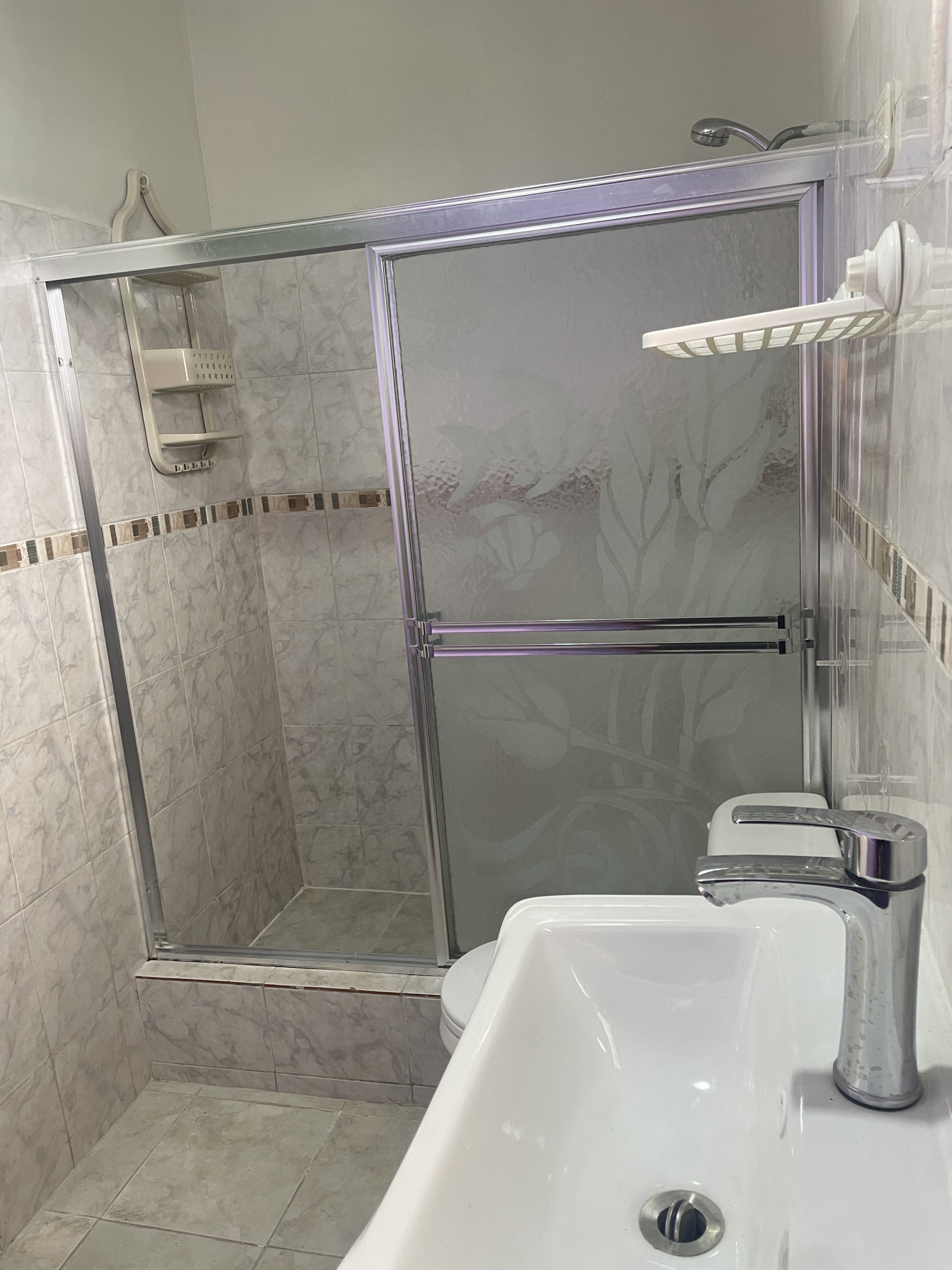 apartamentos - Apartamento sin amueblar av independencia  6