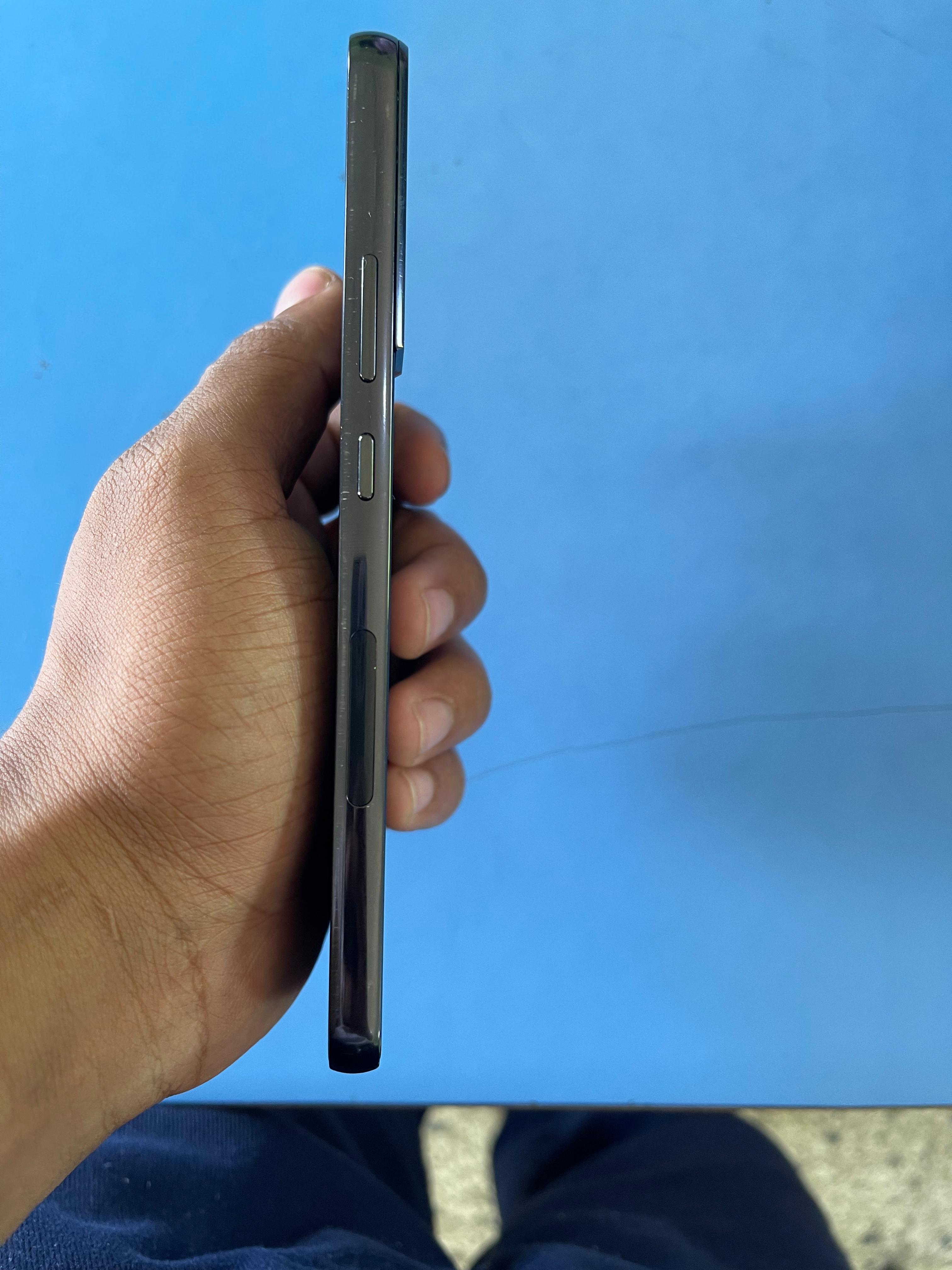 celulares y tabletas - s22plus como nuevo entregó en estación de metro, tiene bloqueo de red 2