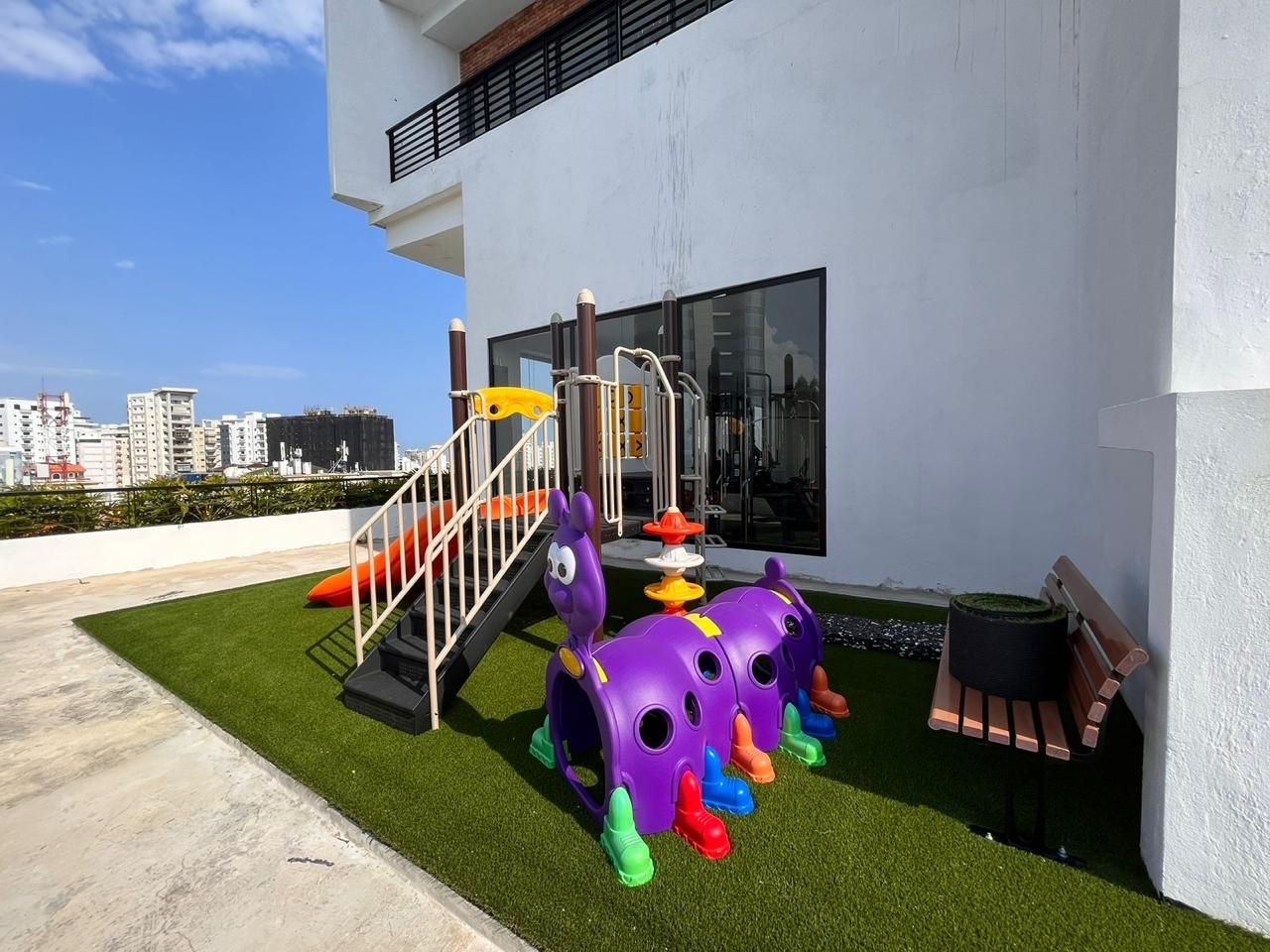 apartamentos - Naco linea blanca 3 habitaciones 2.5 banos 2 parqueos balcon 4