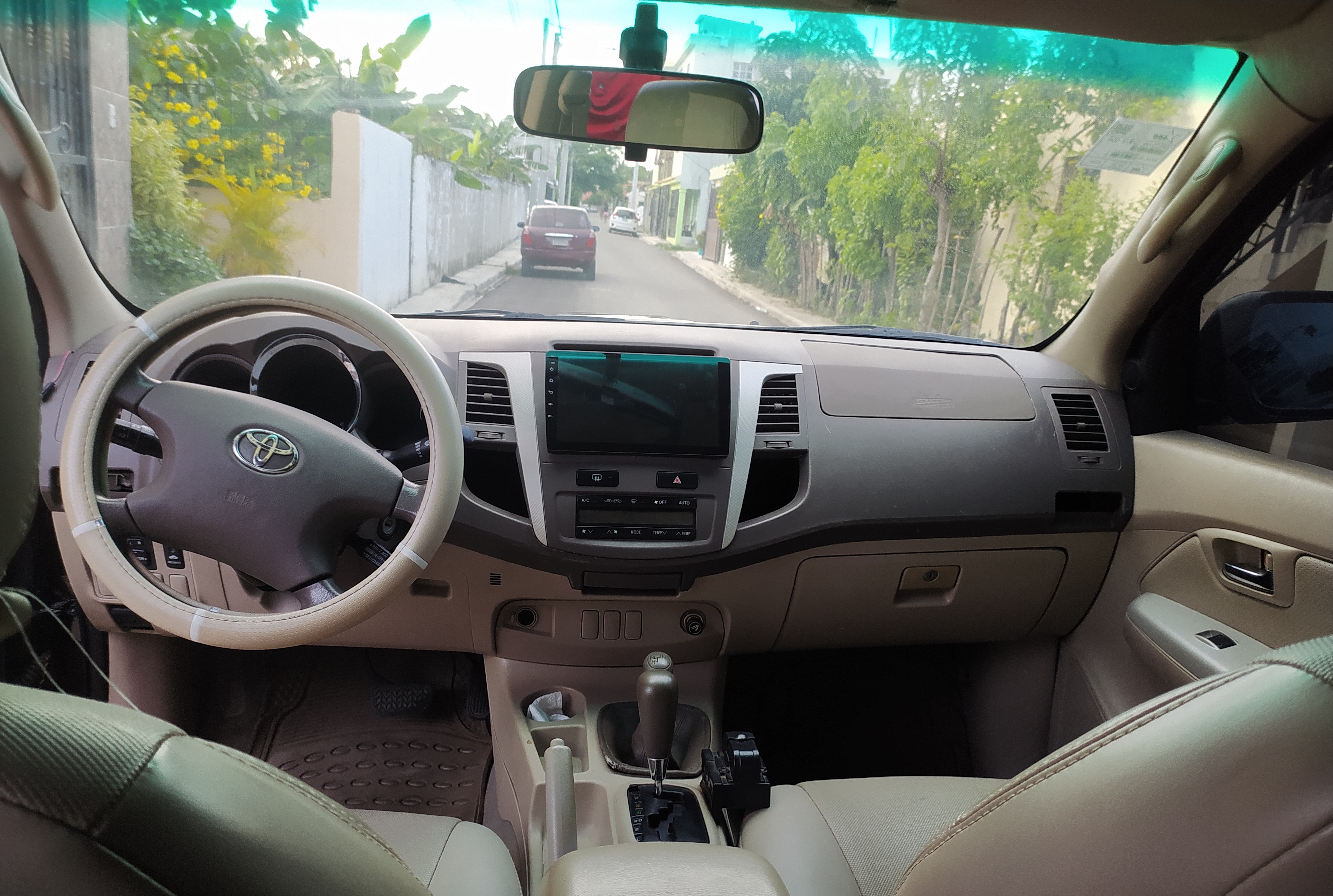jeepetas y camionetas - Toyota fortuner de oportunidad negociables 