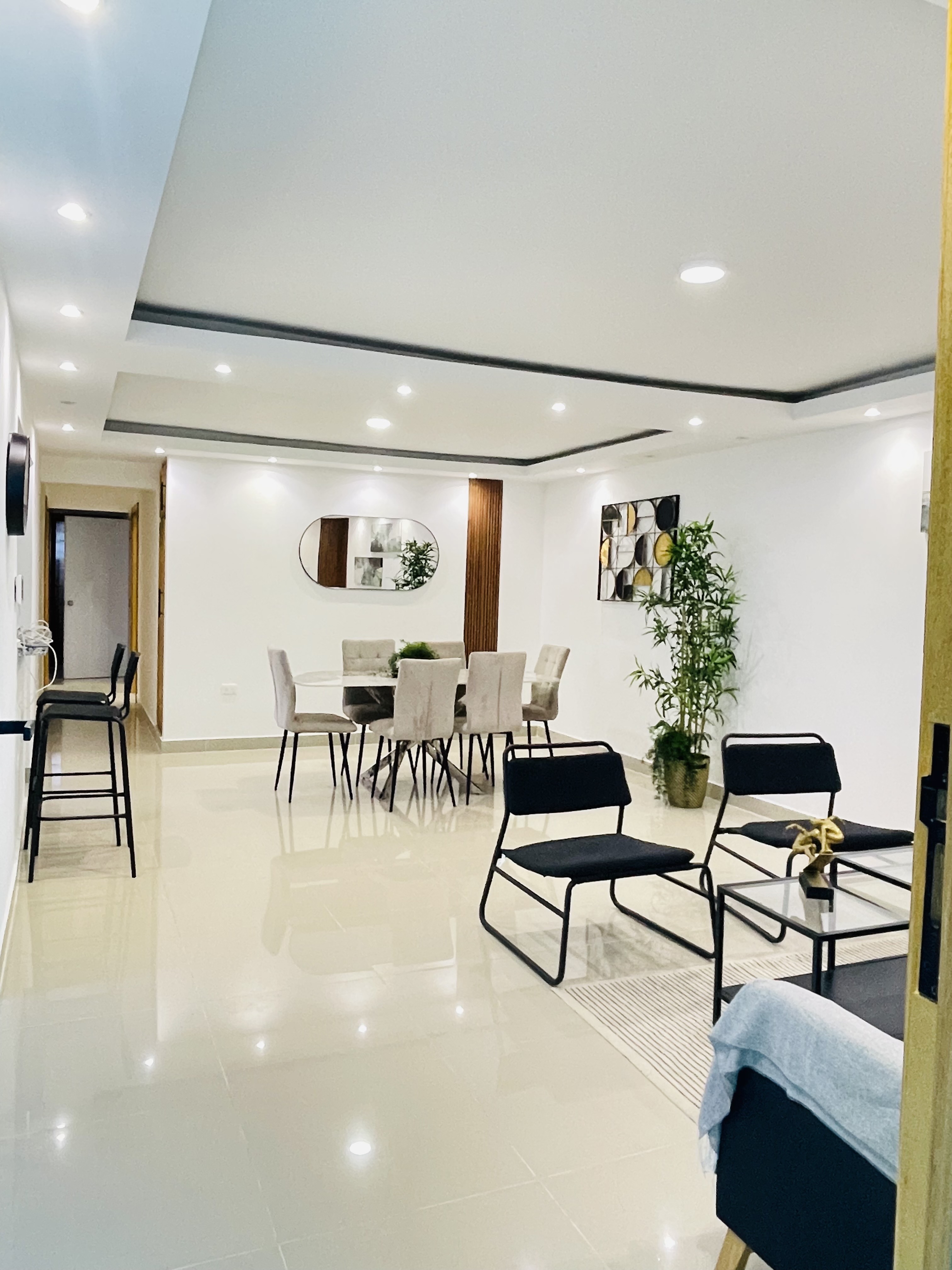 apartamentos - Apartamento amueblado 3 habitaciones 3r nivel.