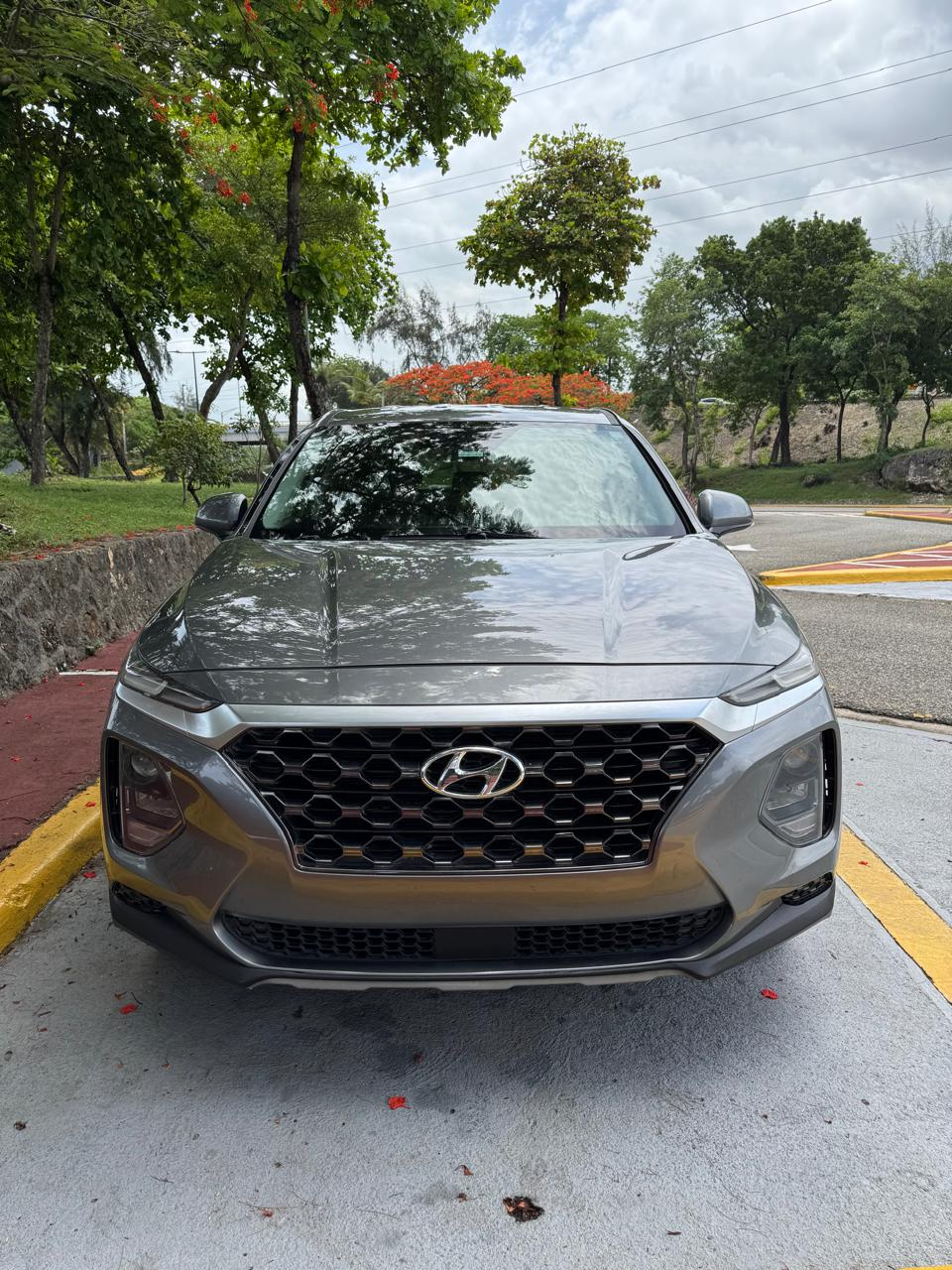 jeepetas y camionetas - Hyundai Santa Fe SE 2019, impecable 7