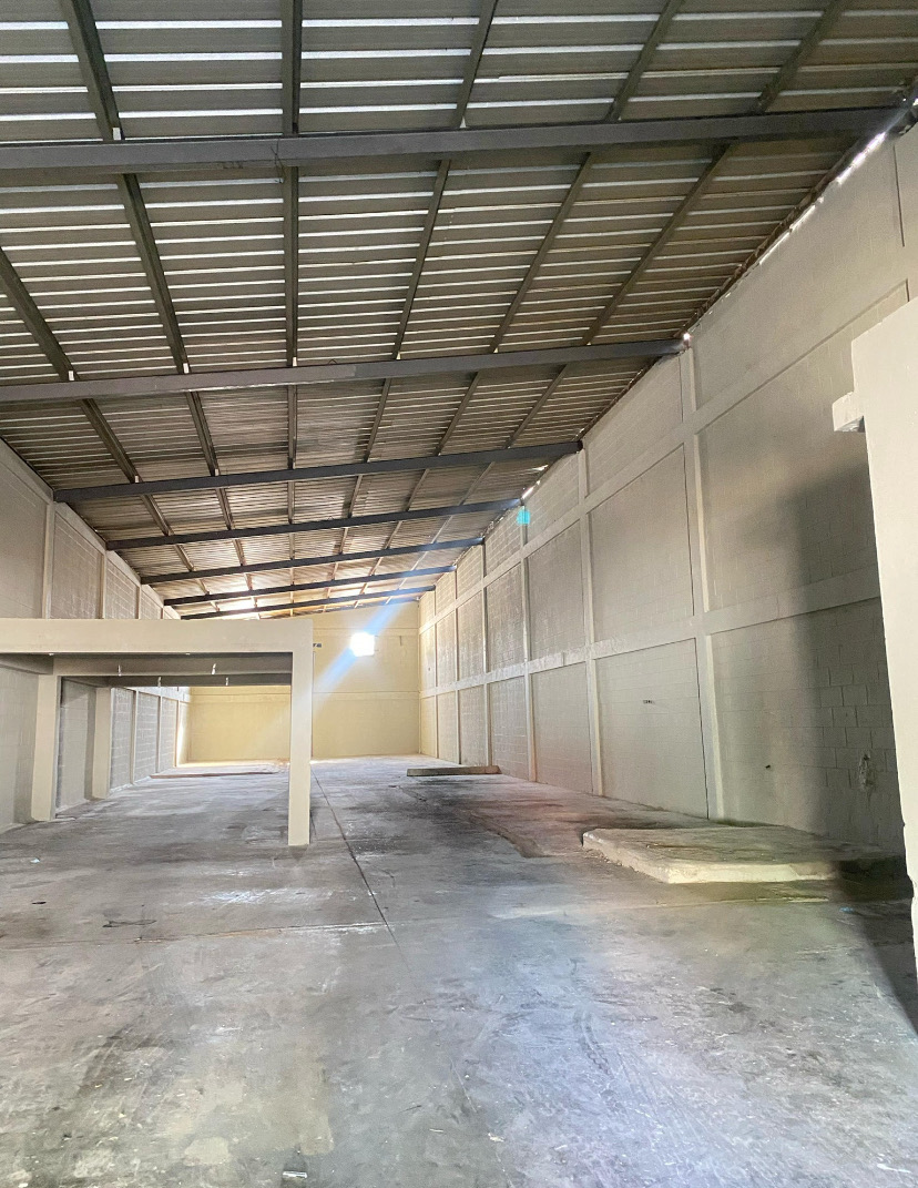 oficinas y locales comerciales - se alquila nave  2