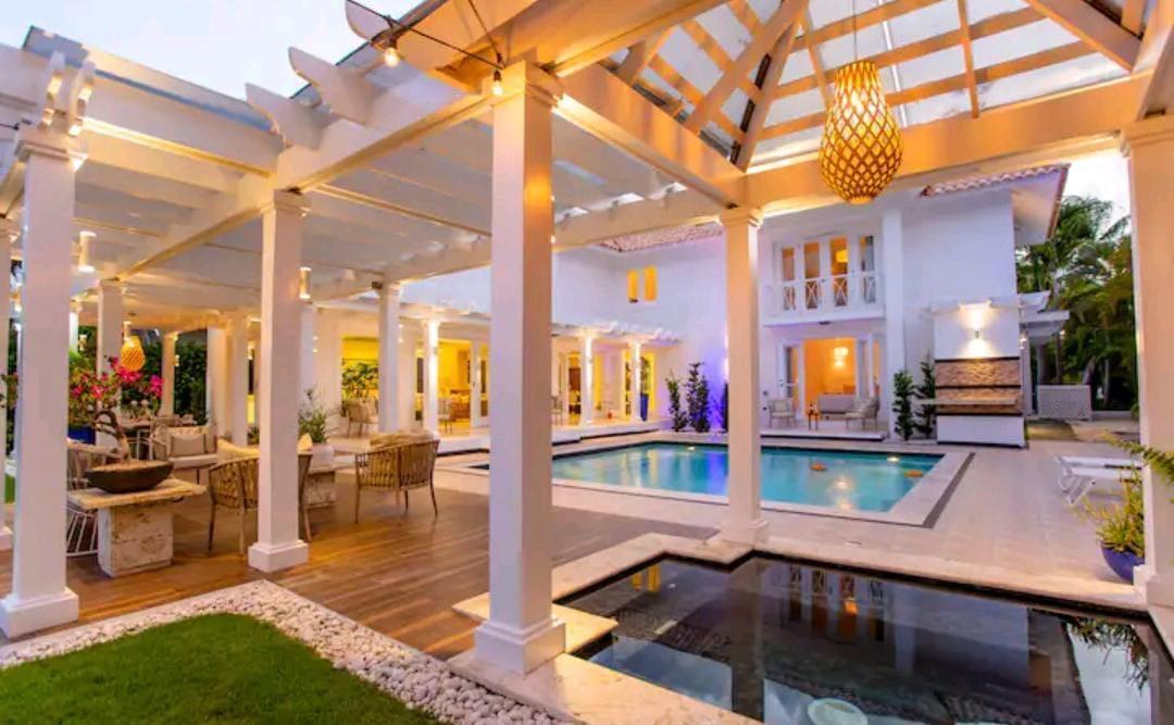 casas vacacionales y villas - Villa de Golf de Lujo en Punta Cana Resort & Club 4