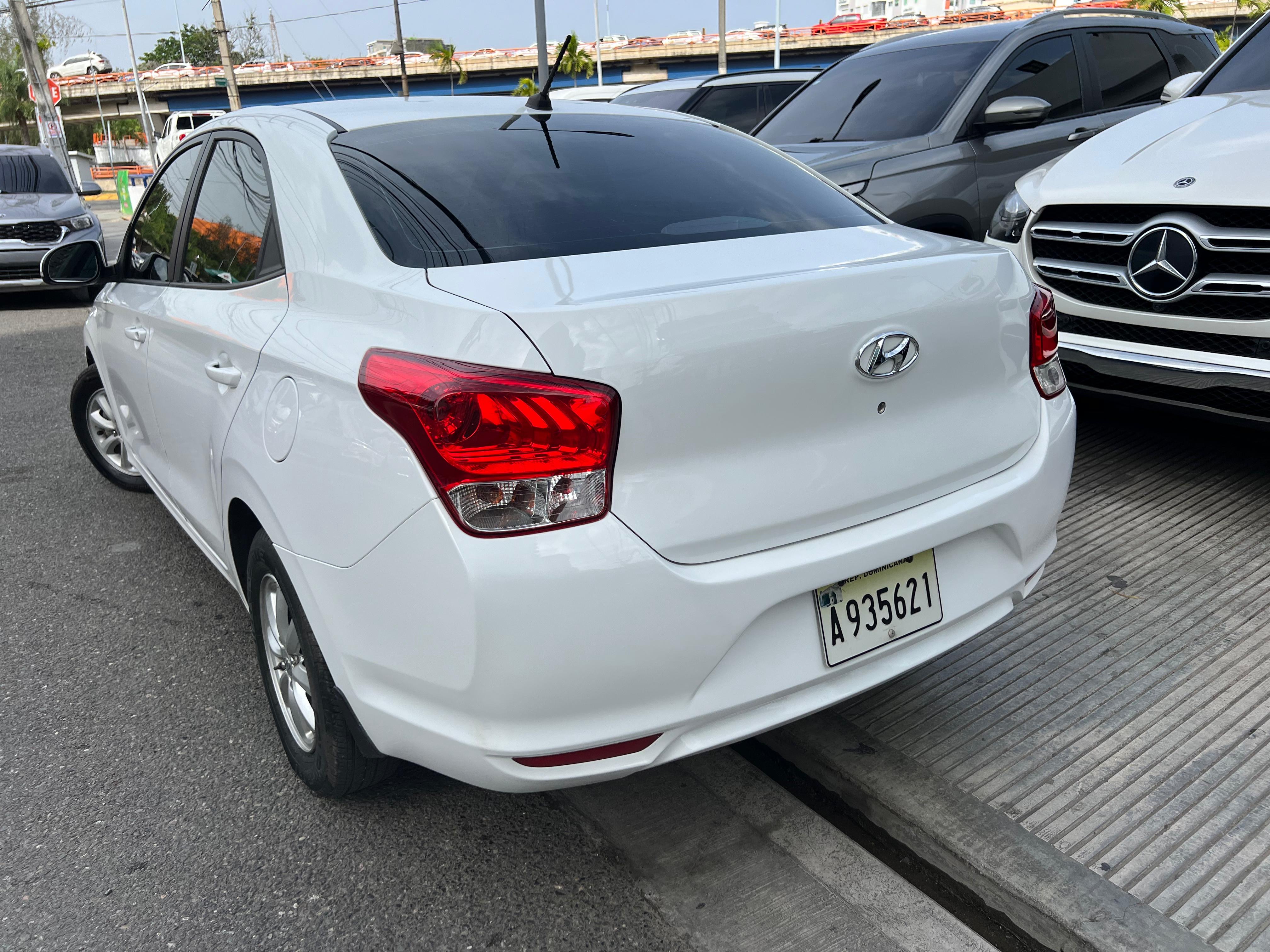carros - HYUNDAI VERNA 2022 5