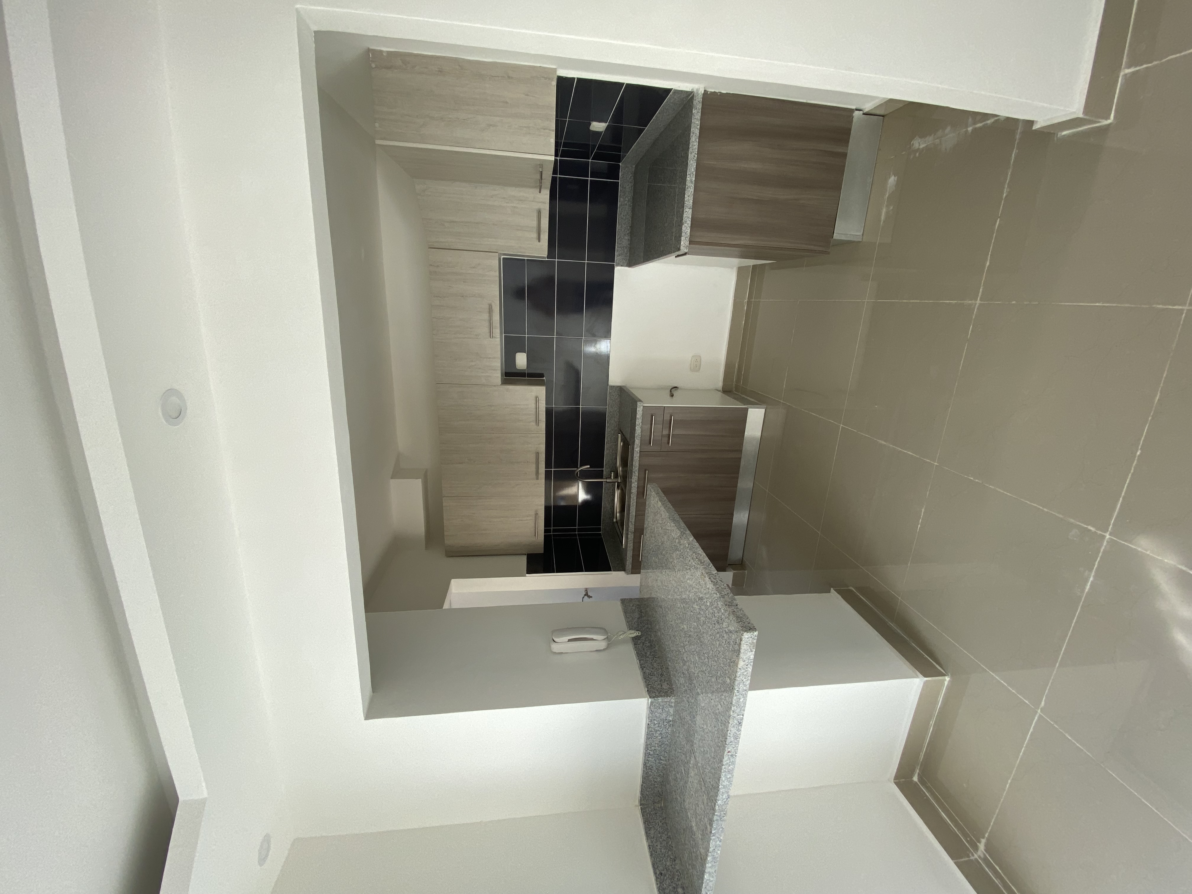 apartamentos - Se vende Apto. 1er nivel con patio privado 7