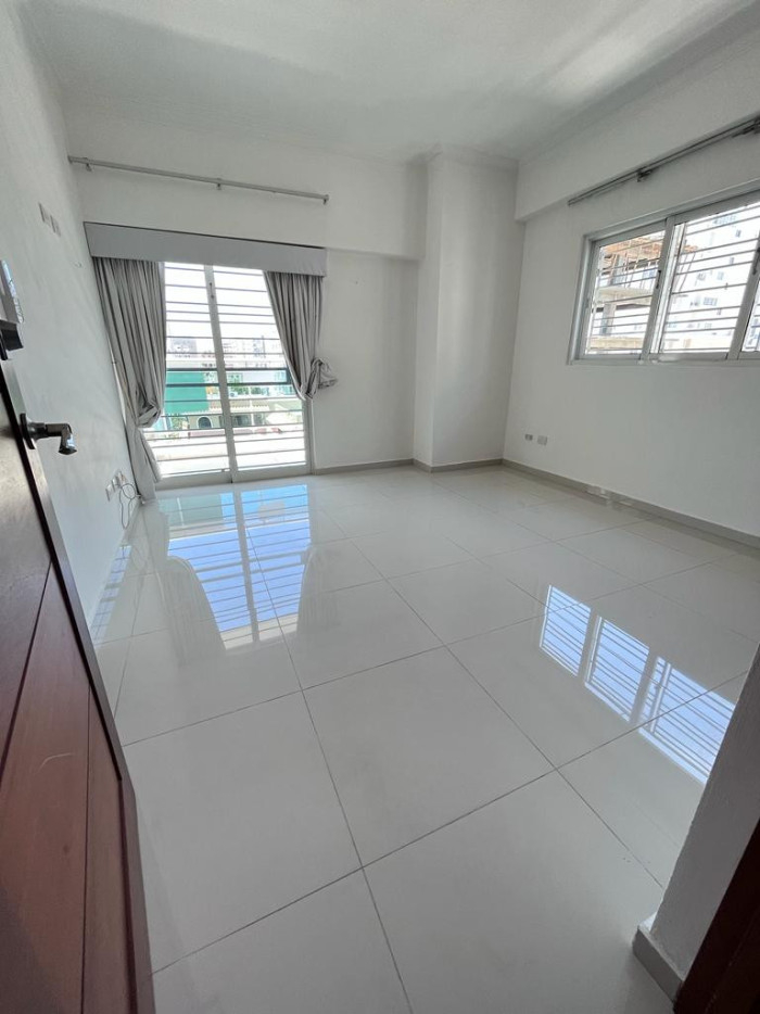 apartamentos - Rento apartamento 2 habitaciones Evaristo Morales  2