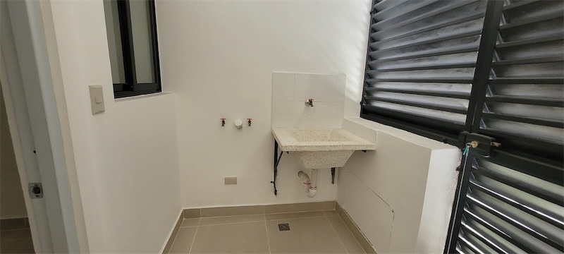 apartamentos - Se alquila este apartamento en el residencial Comprés próximo a la autopista . S 4