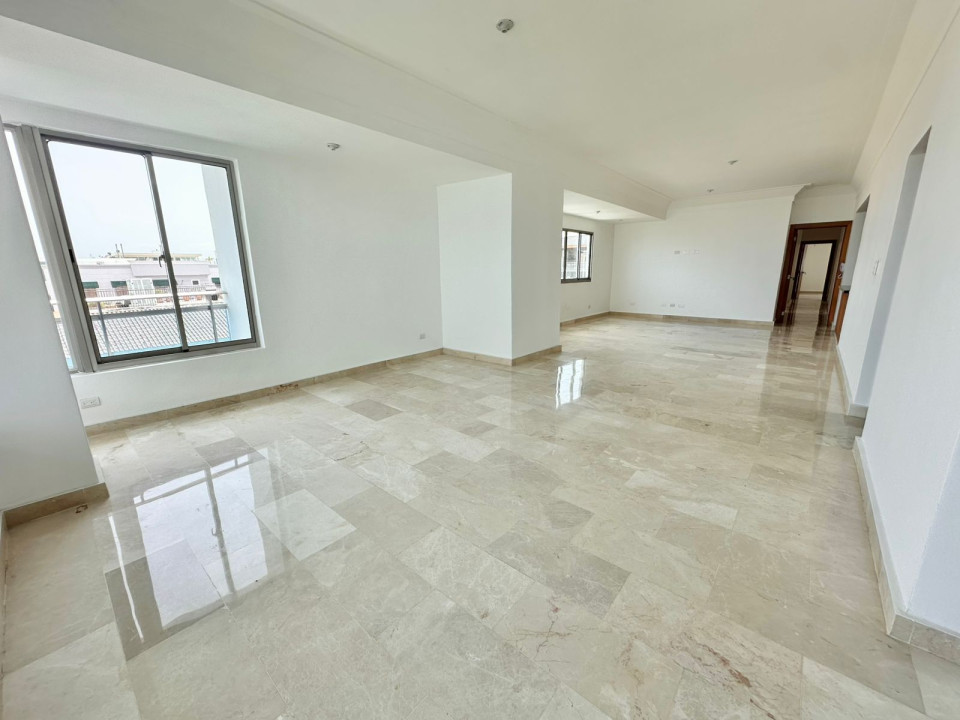 apartamentos - Apartamento de 3Hab en venta Renacimiento, Sto.Dgo 3