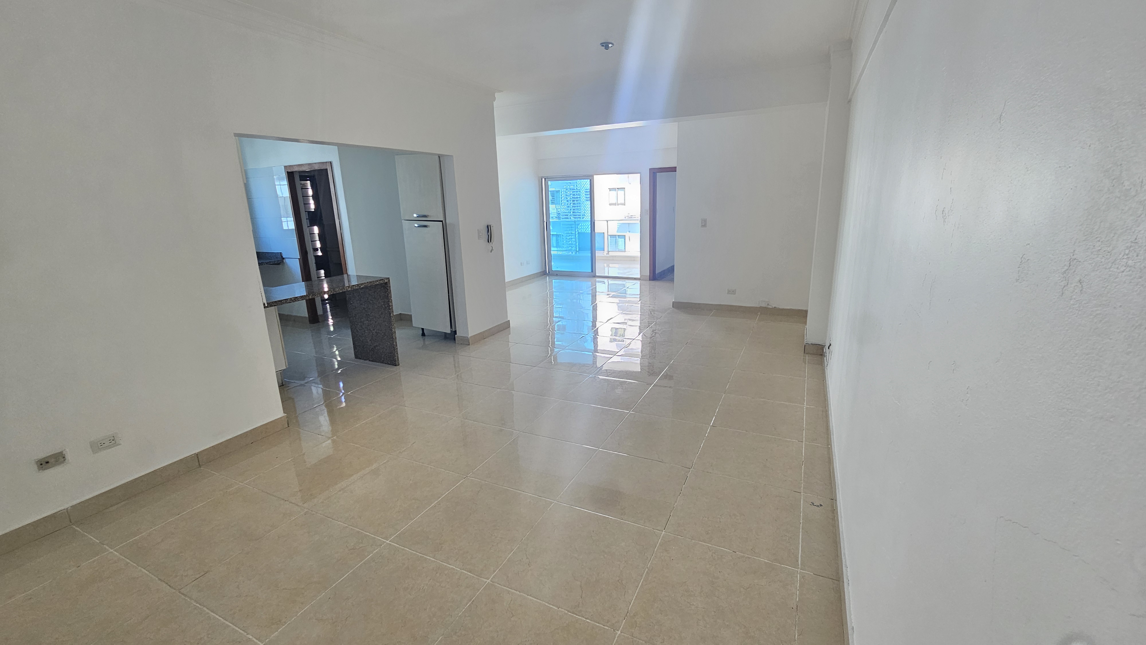 apartamentos - APARTAMENTO EN VENTA EN URBANIZACION REAL. 2