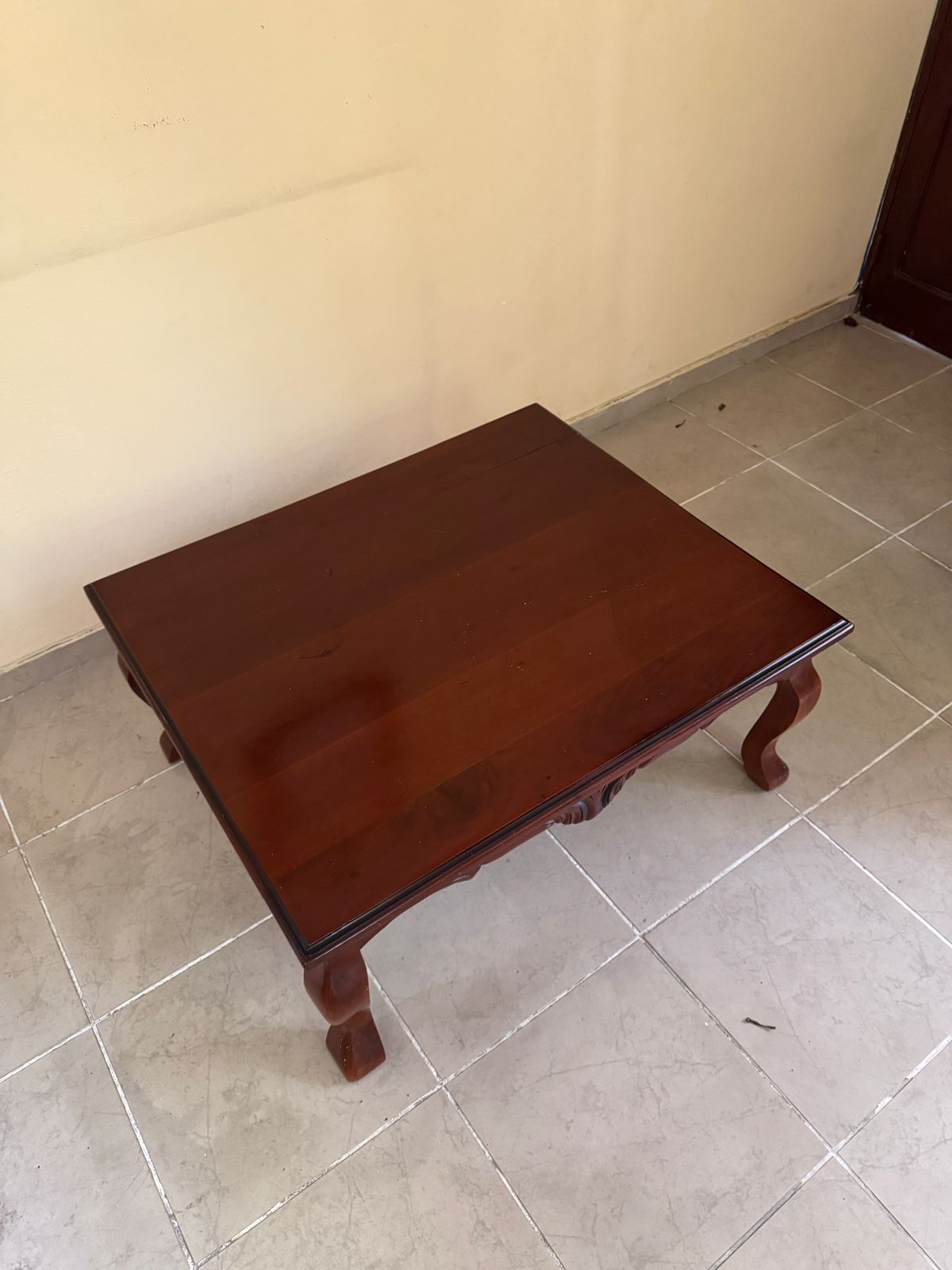 muebles y colchones - MESA DE CENTRO 100% CAOBA 1