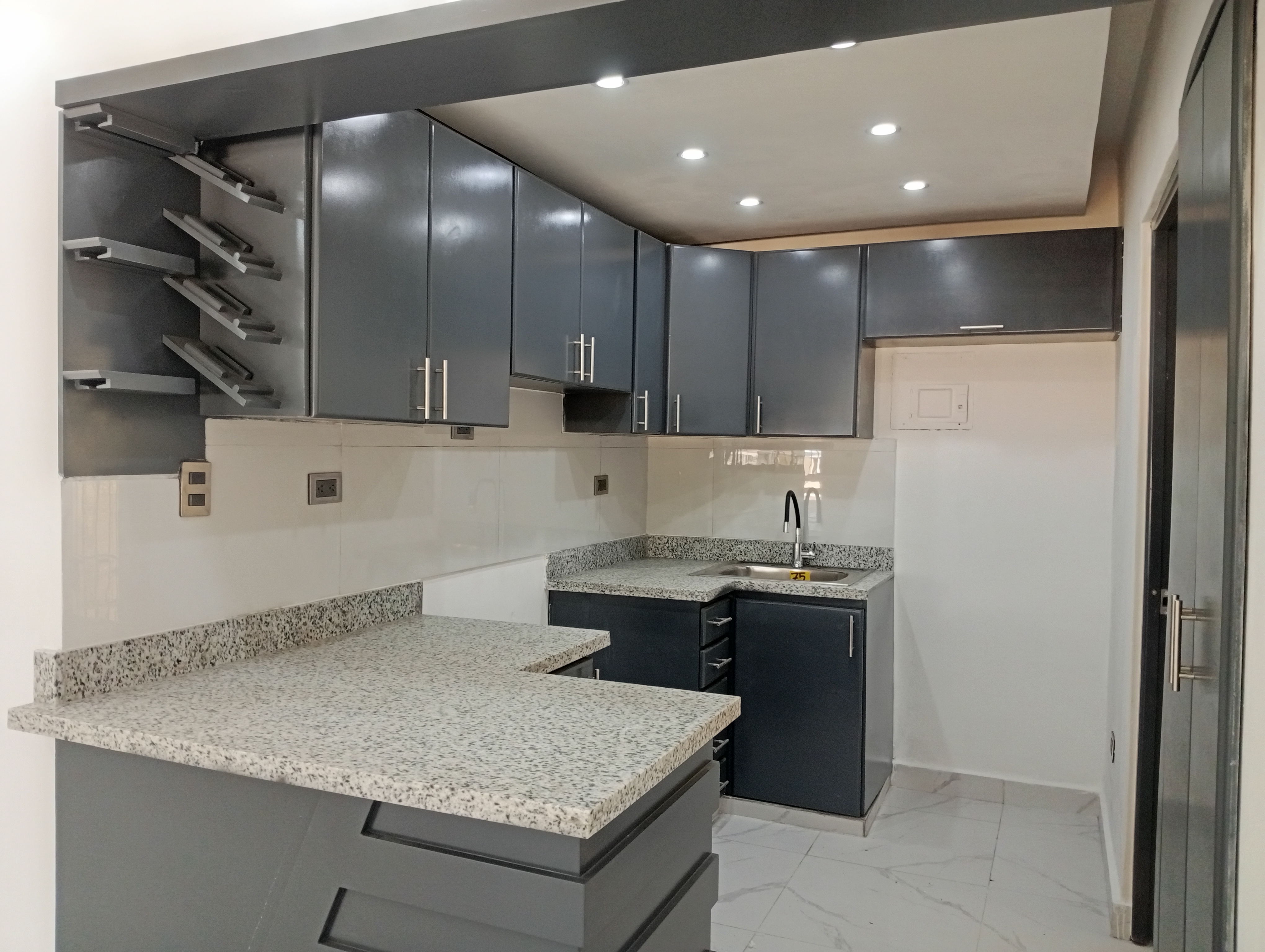apartamentos - Av. independencia, 3er piso, 3 habs, 1 parq, gas individual  3