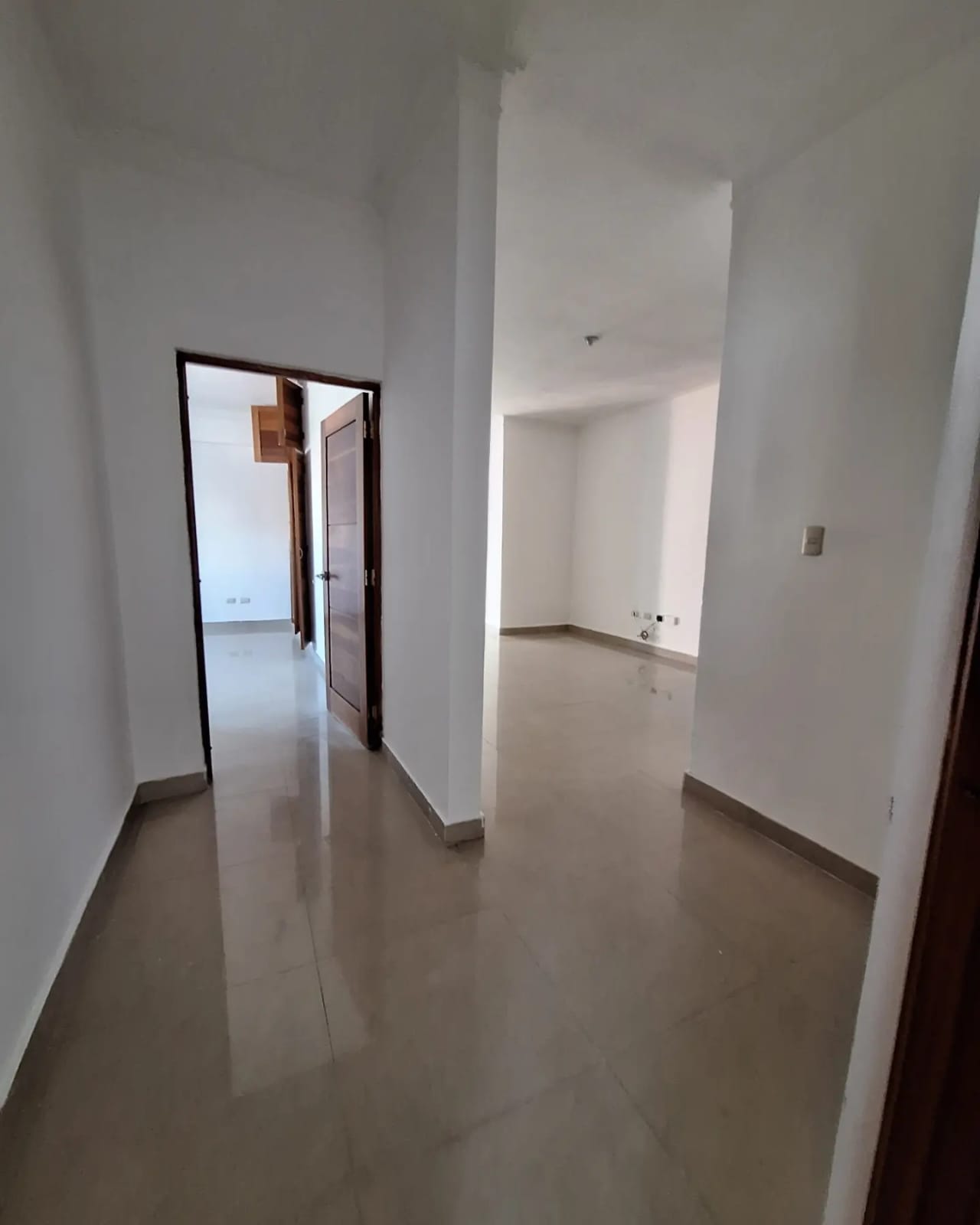 apartamentos - Rento apartamento en 27 de febrero y anacaona . 3