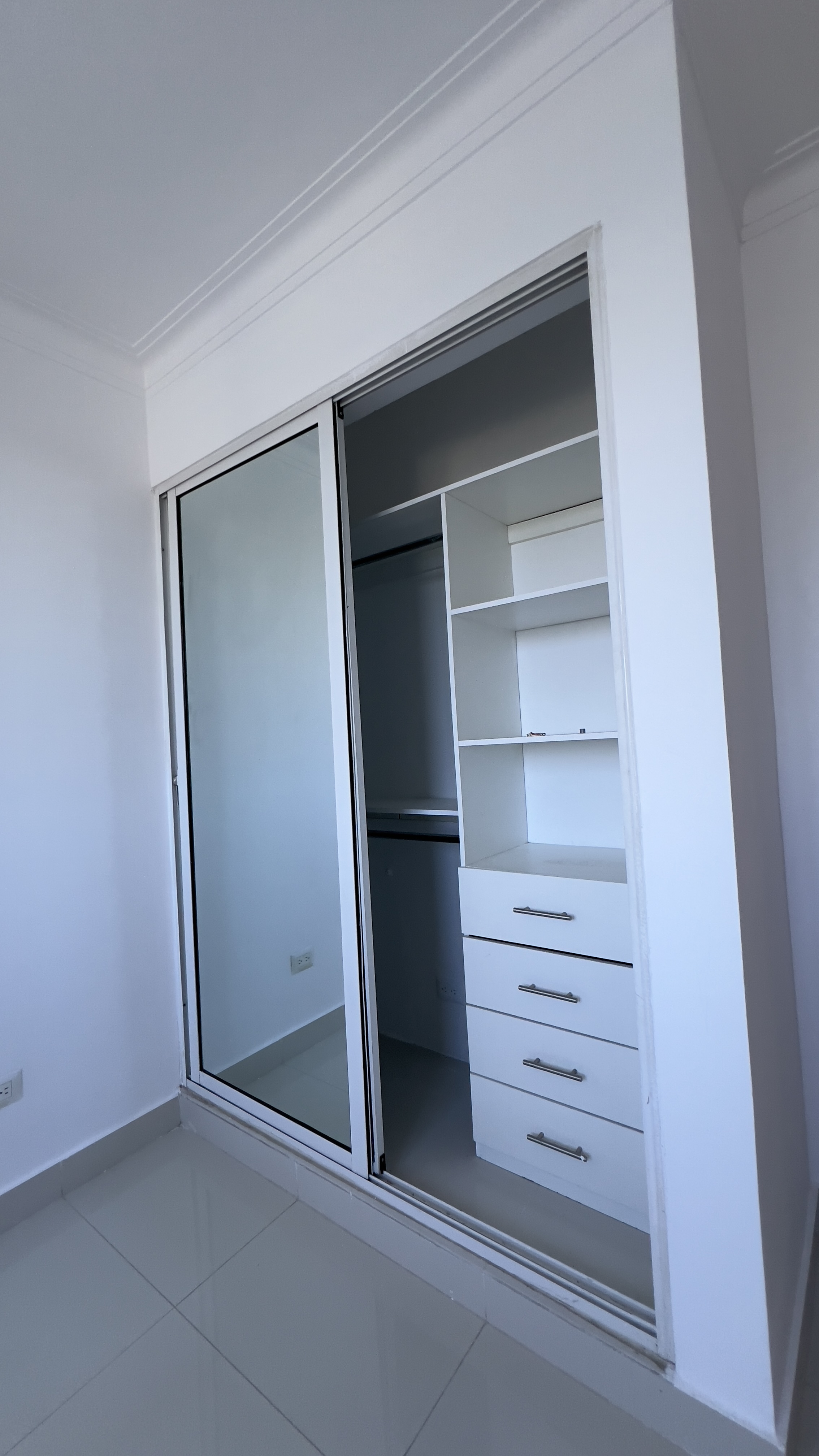 apartamentos - Alquiler Apartamento Moderno en Tropical del Este  7