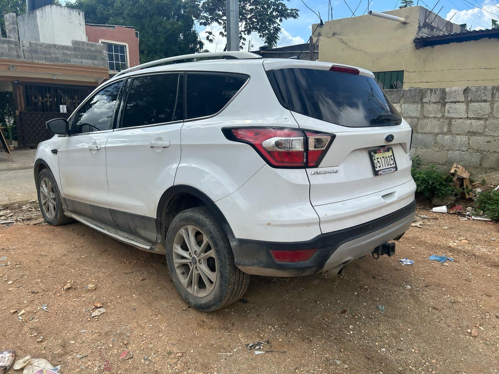 jeepetas y camionetas - Ford Escape SE 2016 AWD Ecoboost  1