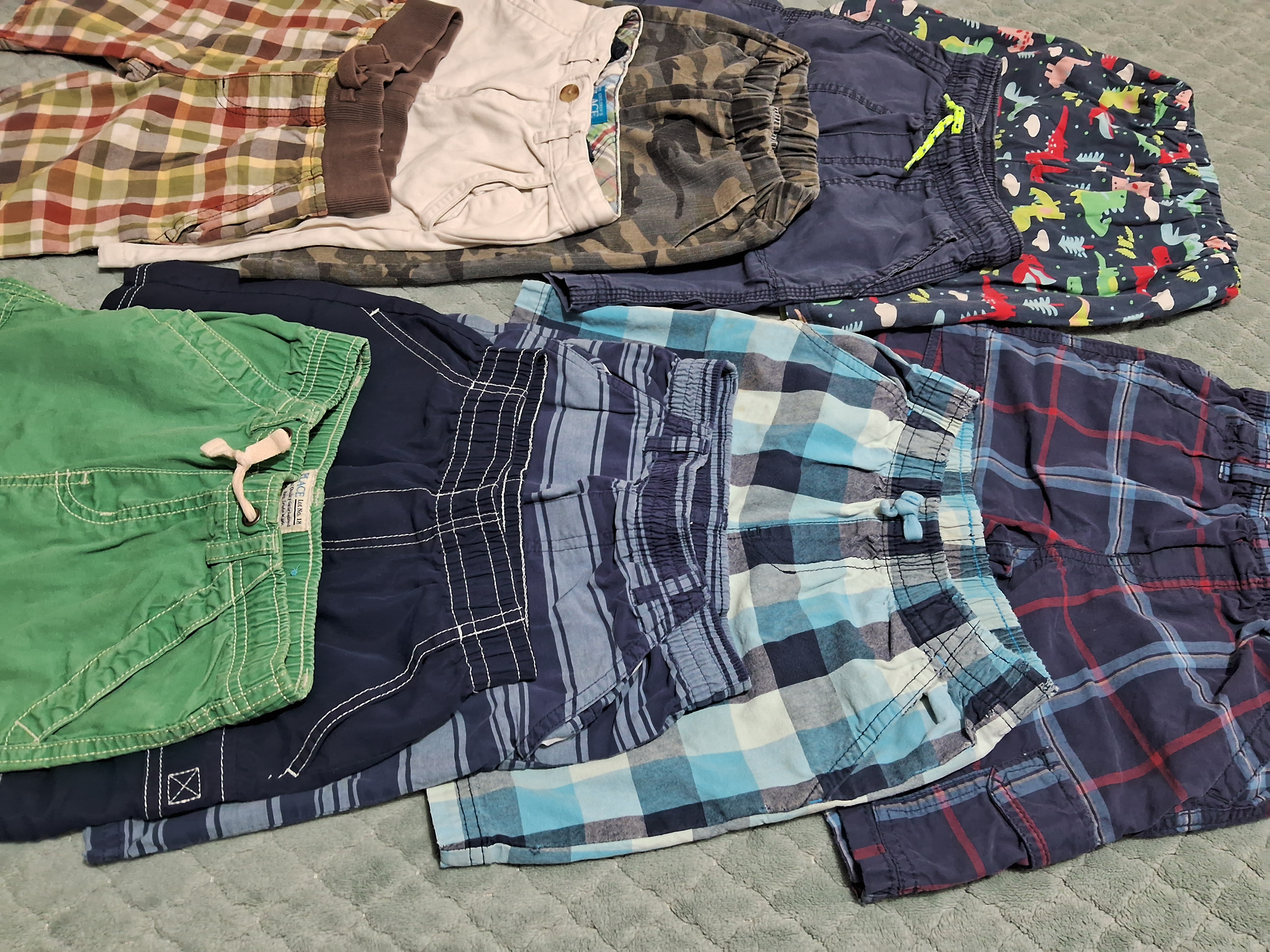 ropa y zapatos - Bermudas para niños 1,500  0