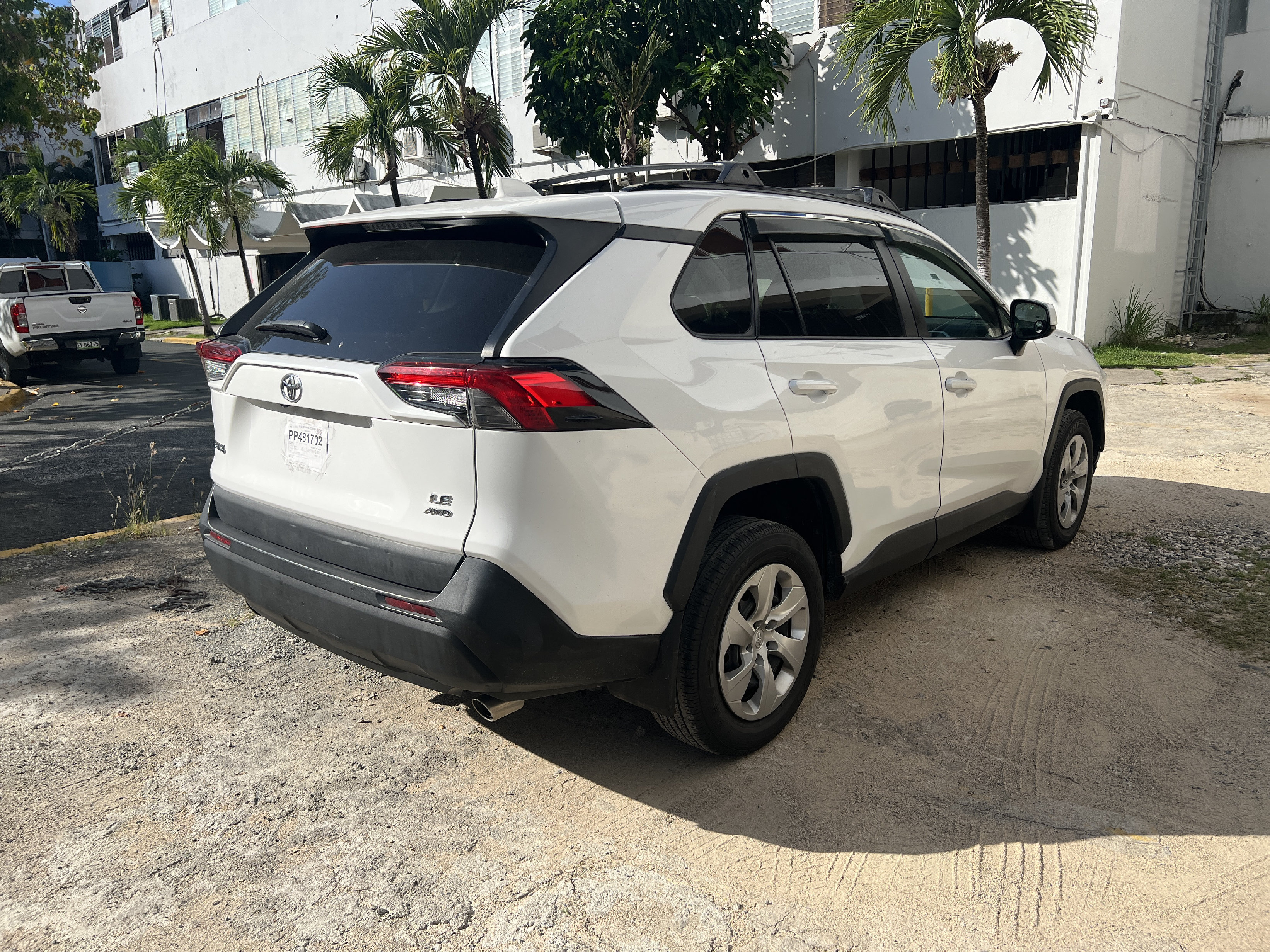 jeepetas y camionetas - TOYOTA RAV4 LE AWD 2020 - BLANCA 2