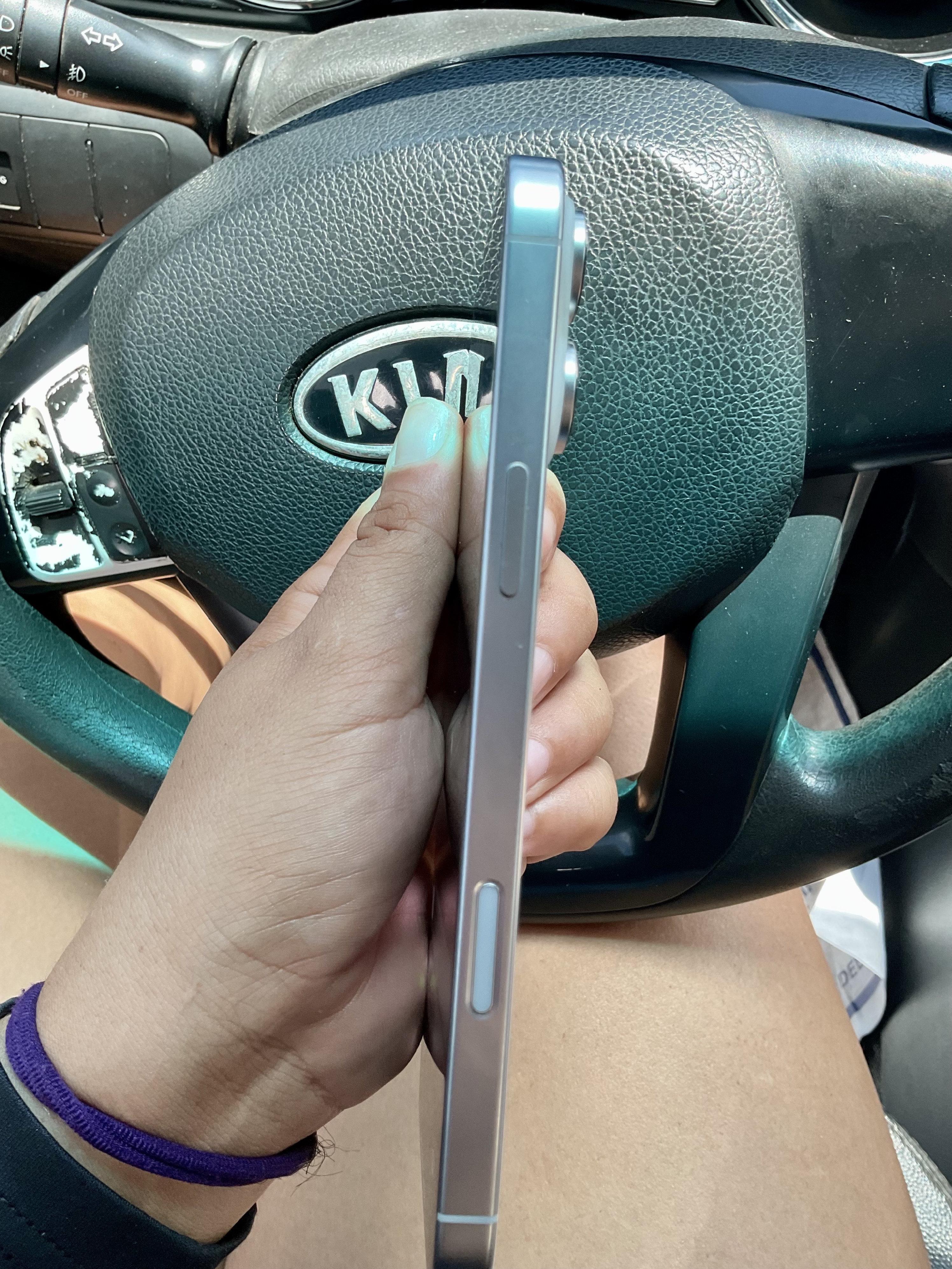 celulares y tabletas - IPhone 16 pro Max  5