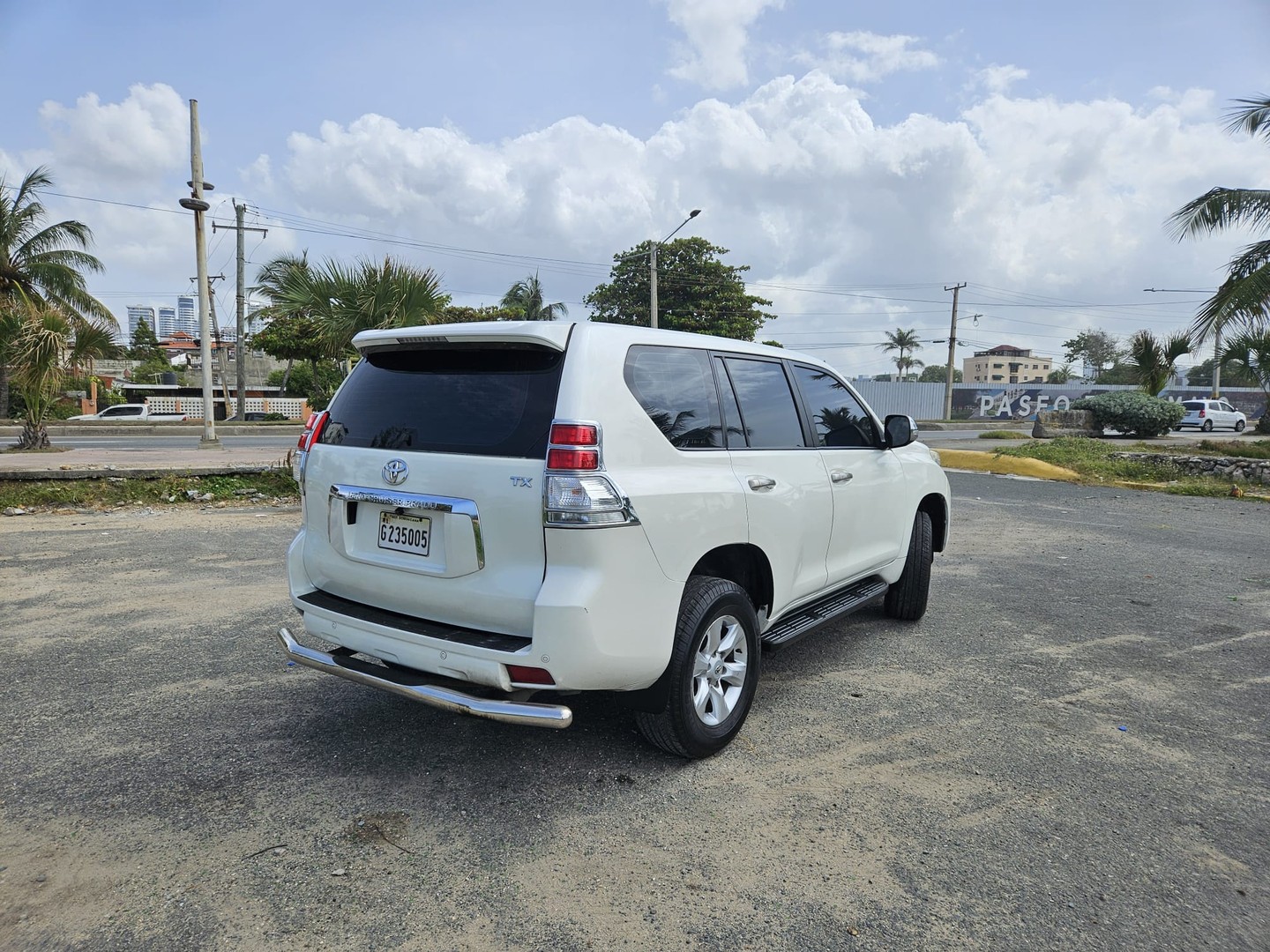 jeepetas y camionetas - Toyota Prado, Por motivo de Viaje. 
En Pesos o Dolares 4