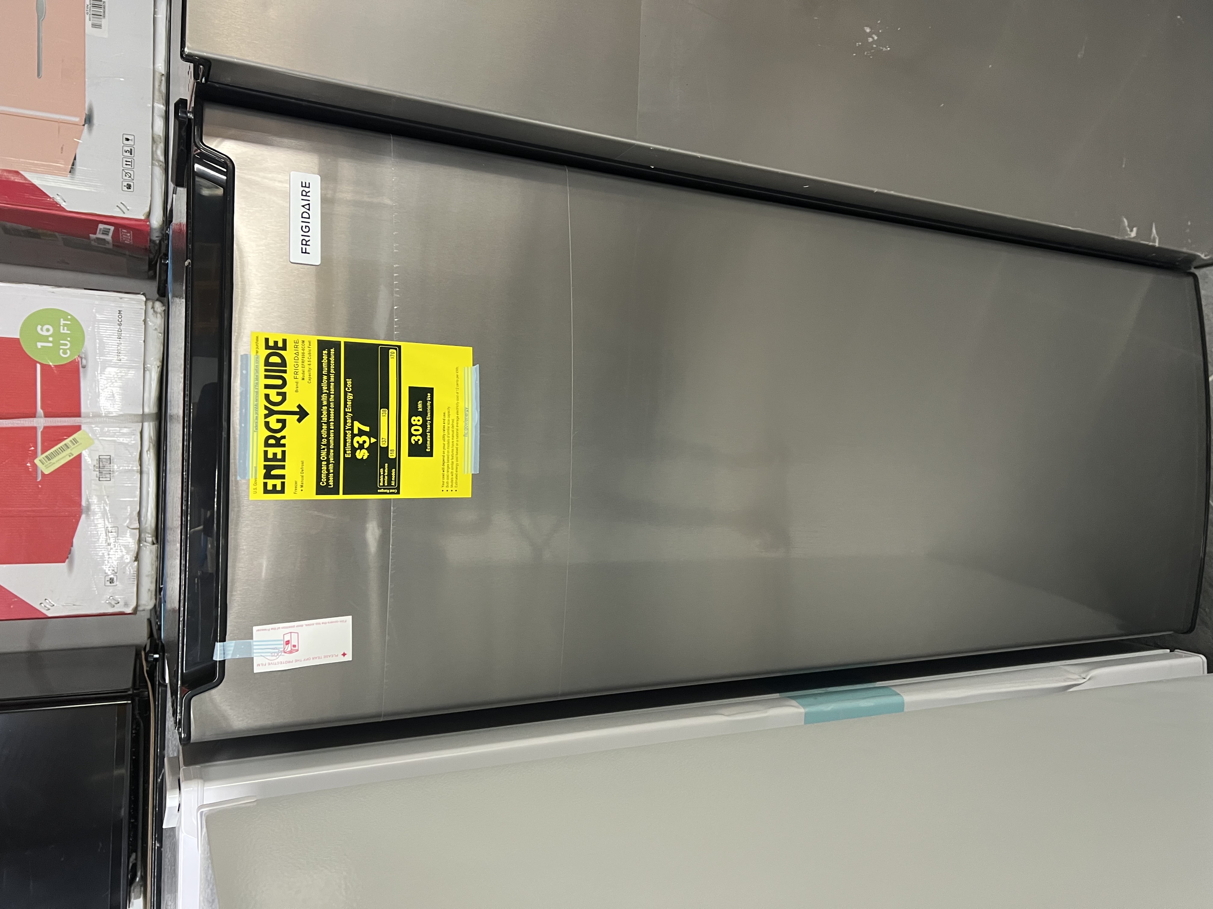 electrodomesticos - FREEZER VERTICAL FRIGIDAIRE  0