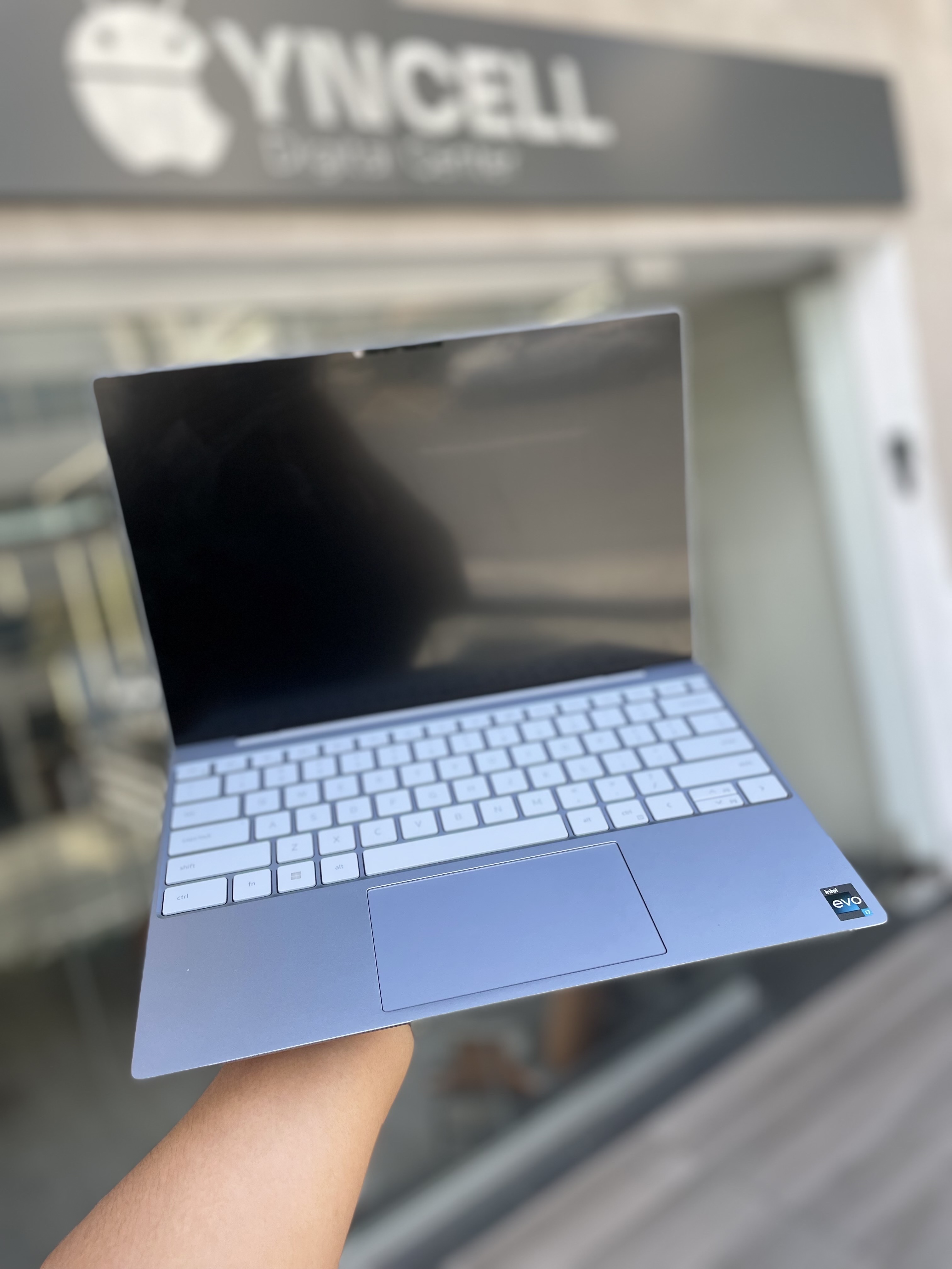 computadoras y laptops - Laptop DELL XPS 9315 i7 12th 16Gb de ram 512Gb SSD  1