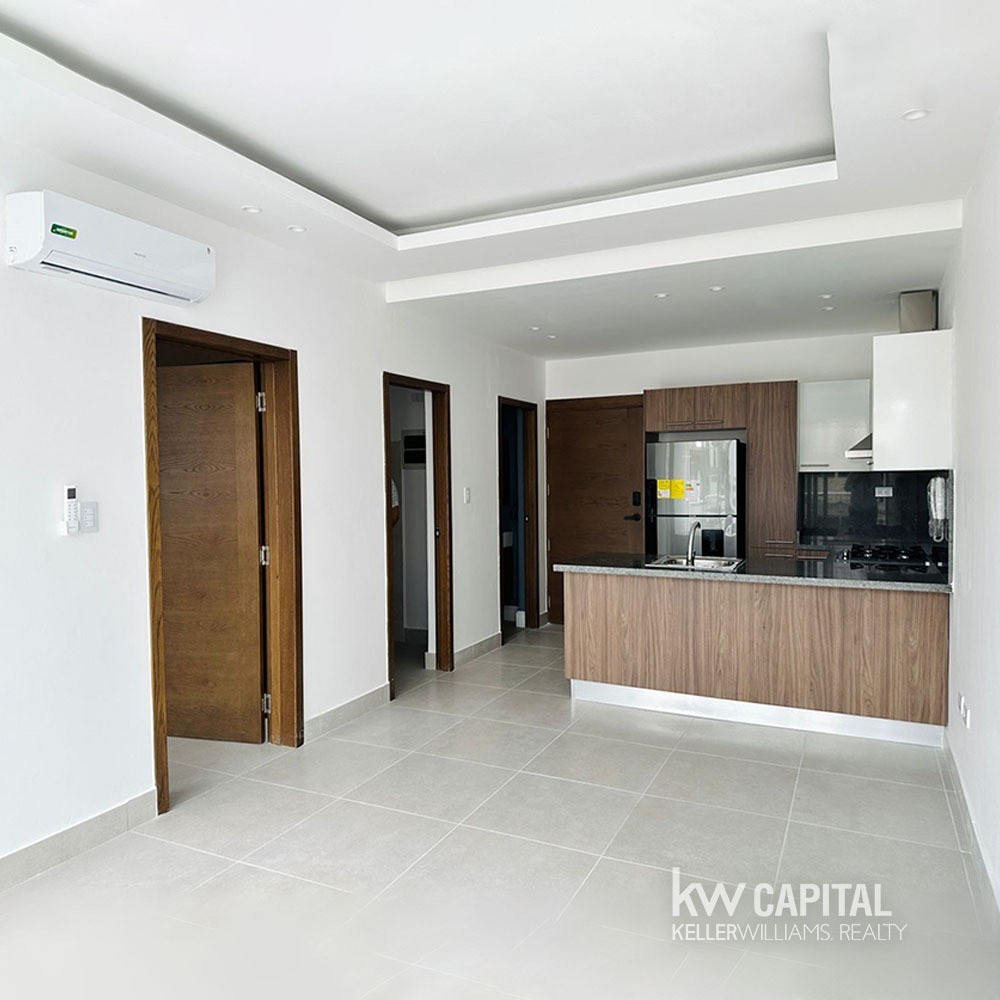 apartamentos - Se alquila apartamento en Evaristo Morales con linea blanca 4