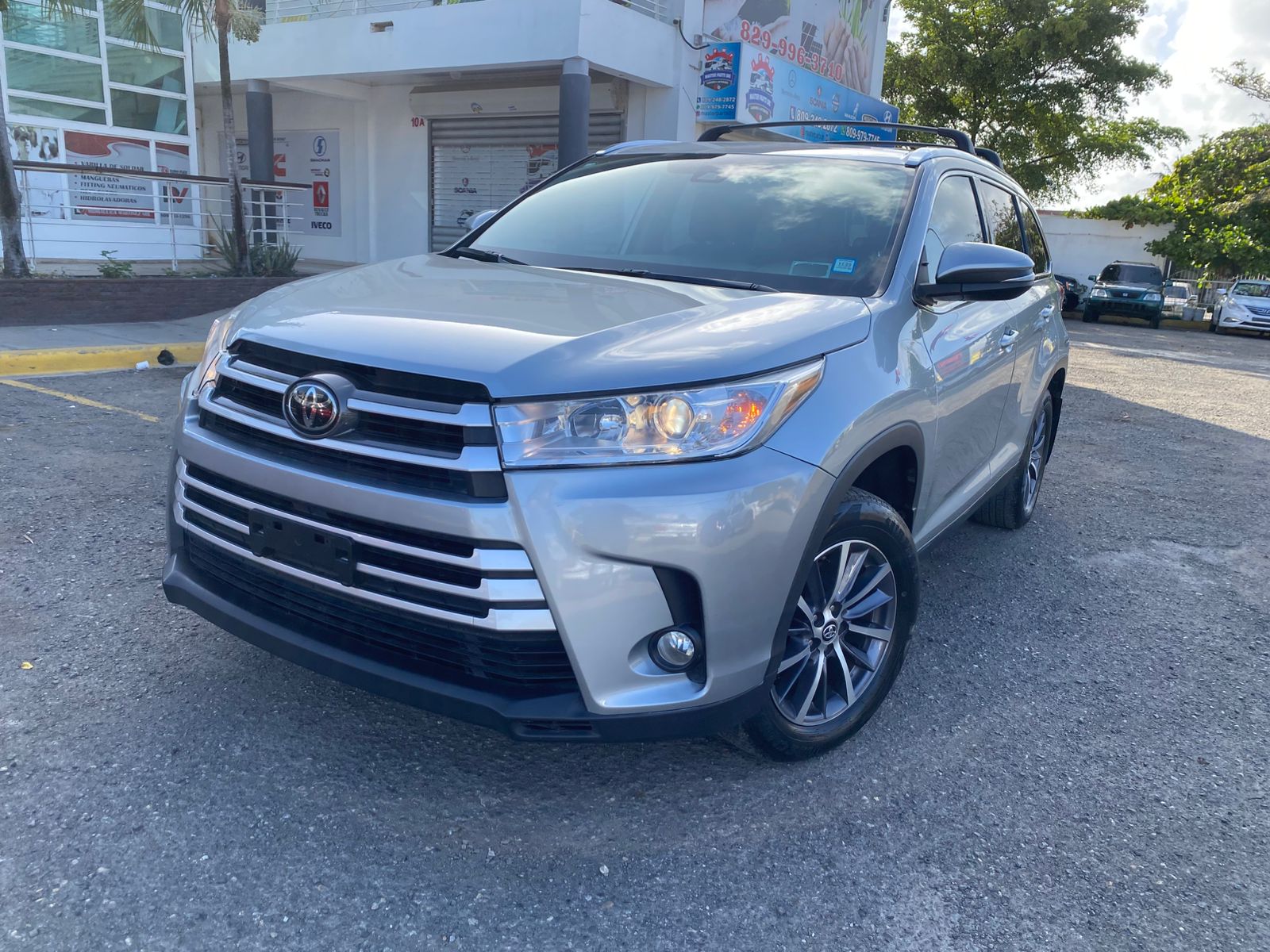 jeepetas y camionetas - Toyota Highlander 2019 SE 4X4 Excelente estado! 0