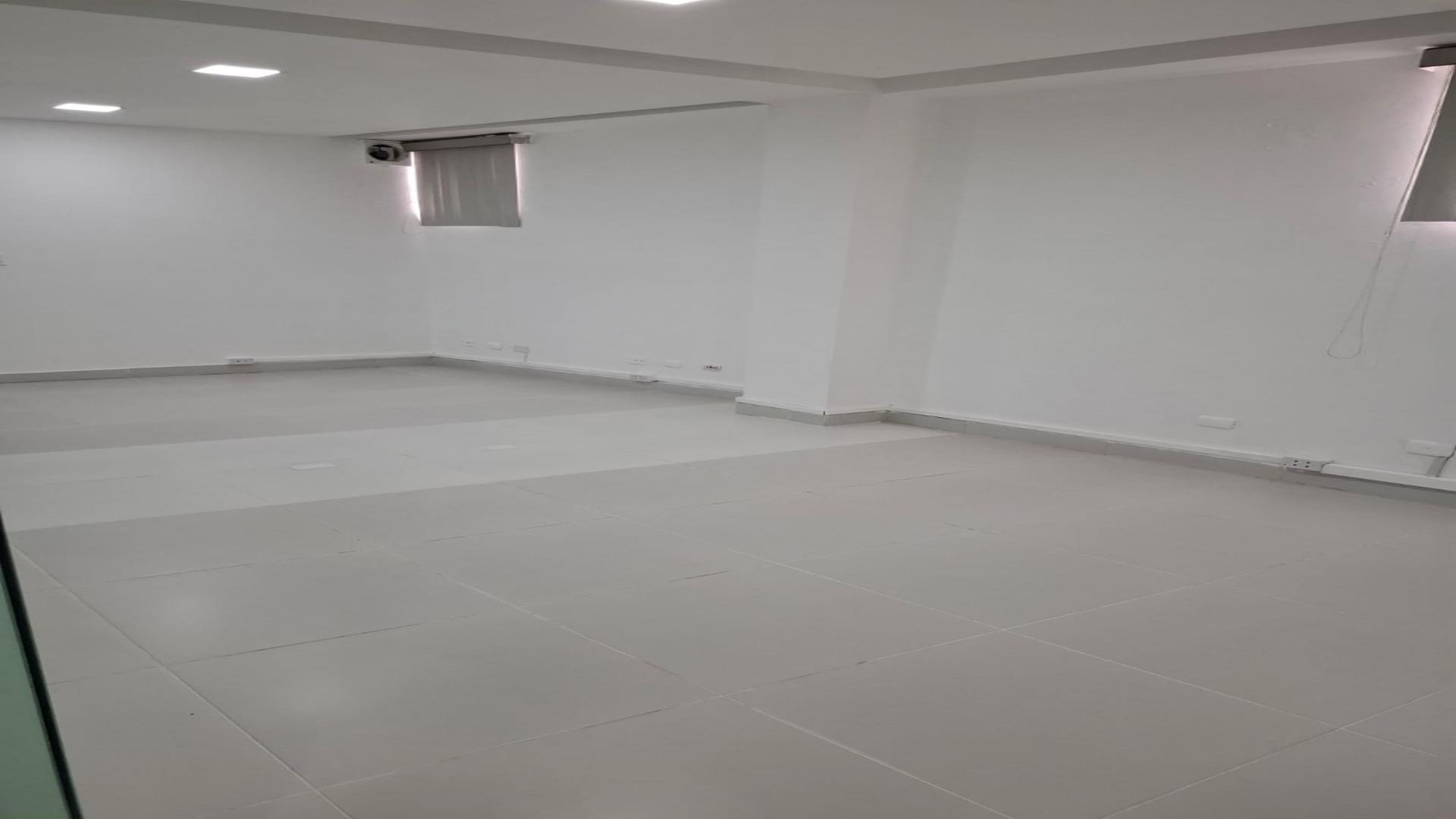 oficinas y locales comerciales - ALQUILER DE LOCAL COMERCIAL, STO DGO. 3