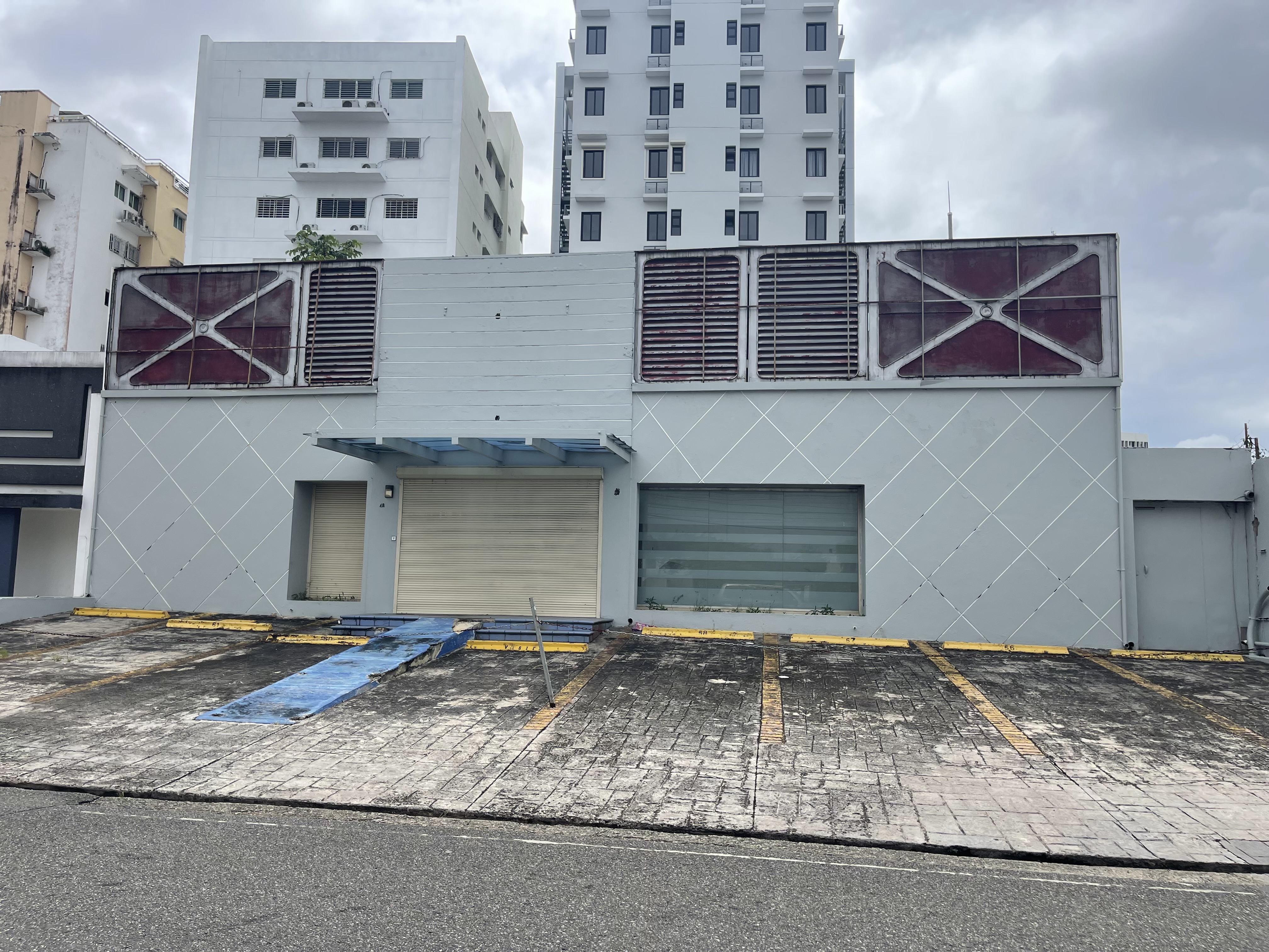 oficinas y locales comerciales - Local Comercial en Naco Santo Domingo Distrito N. 1