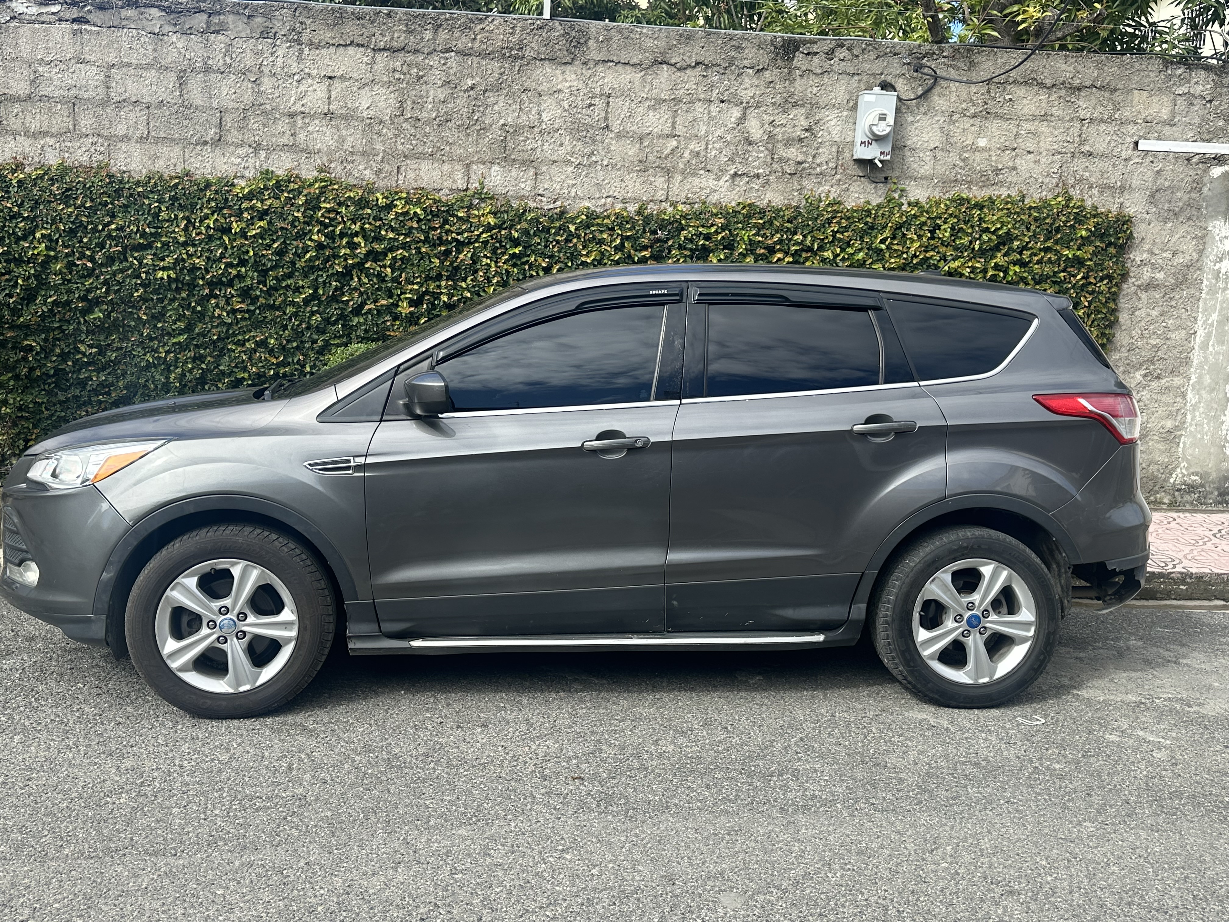 jeepetas y camionetas - Ford Escape SE 2013 5