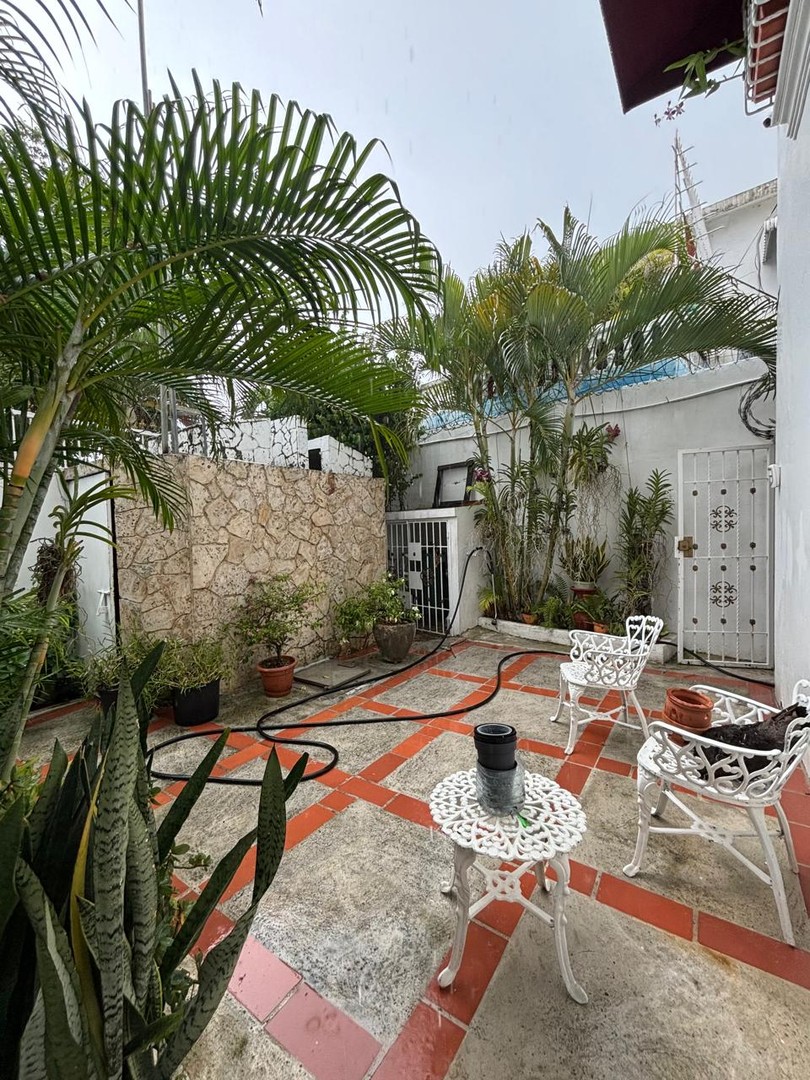 casas - Venta de Casa en Av Independencia 8