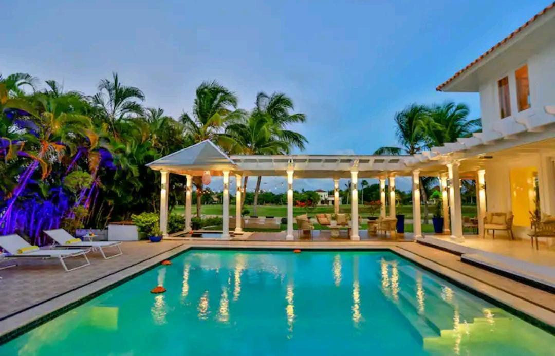 casas vacacionales y villas - Villa de Golf de Lujo en Punta Cana Resort & Club 5