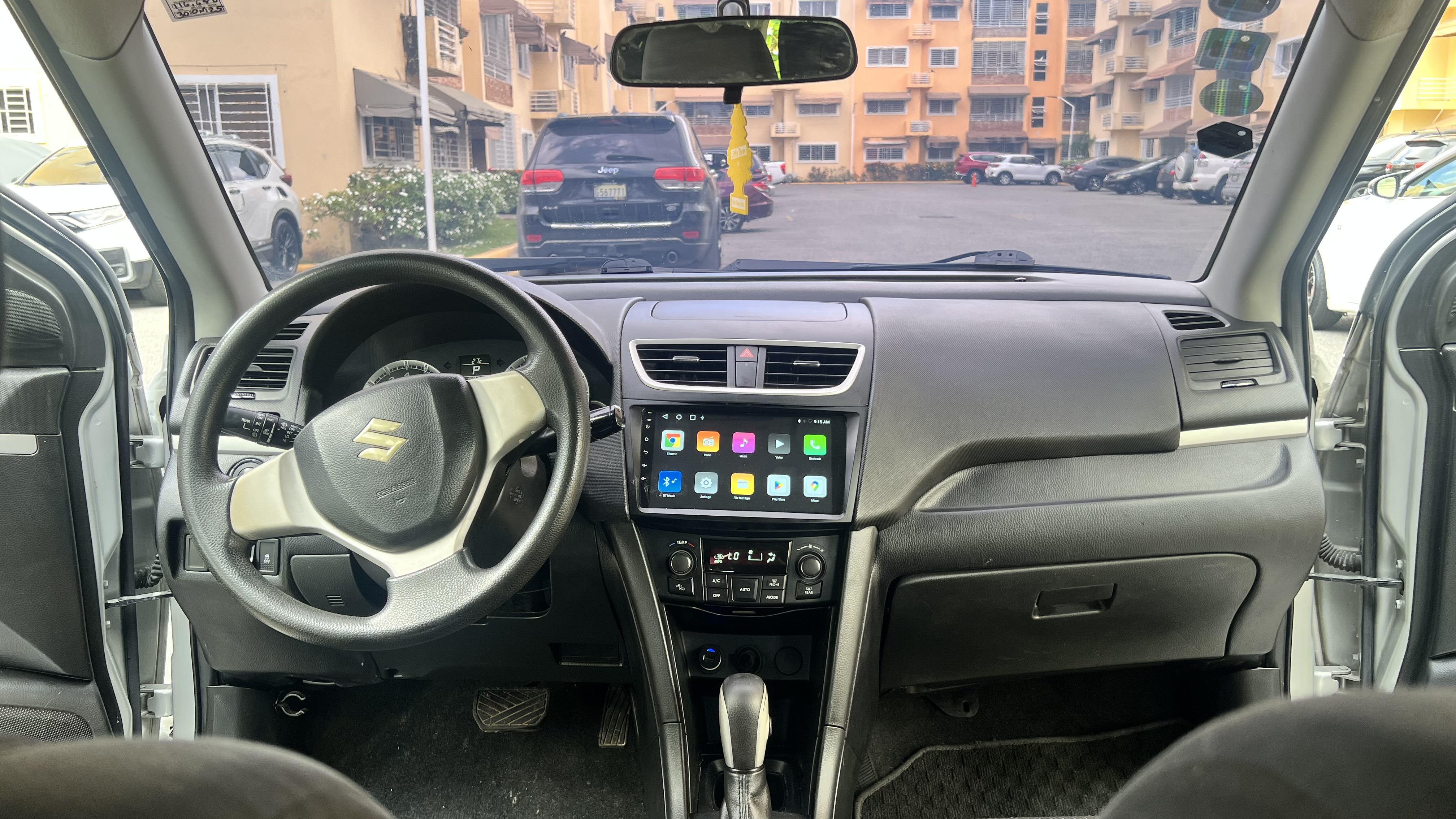 carros - Vehículo Suzuki Swift 2014 6