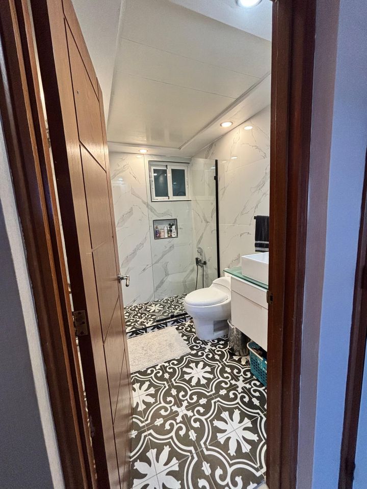 apartamentos - Apartamento remodelado en venta, Evaristo Morales  4