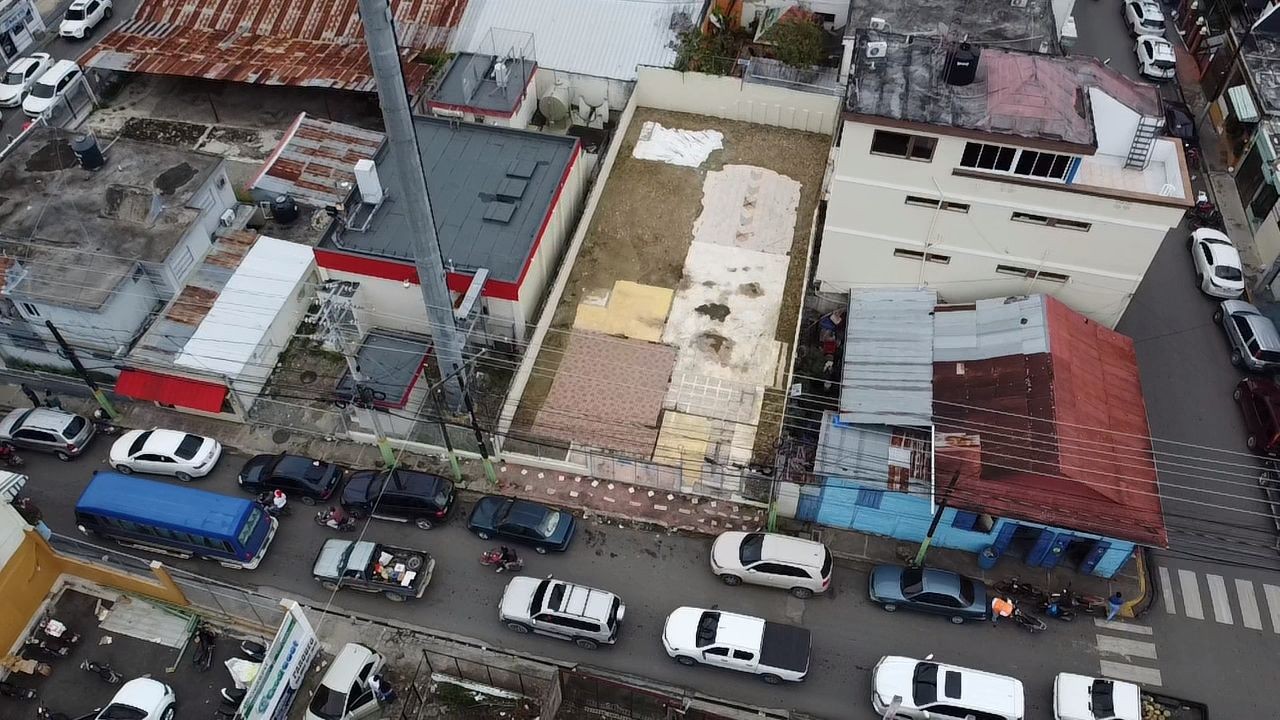 solares y terrenos - Moca solar de 303m2  0