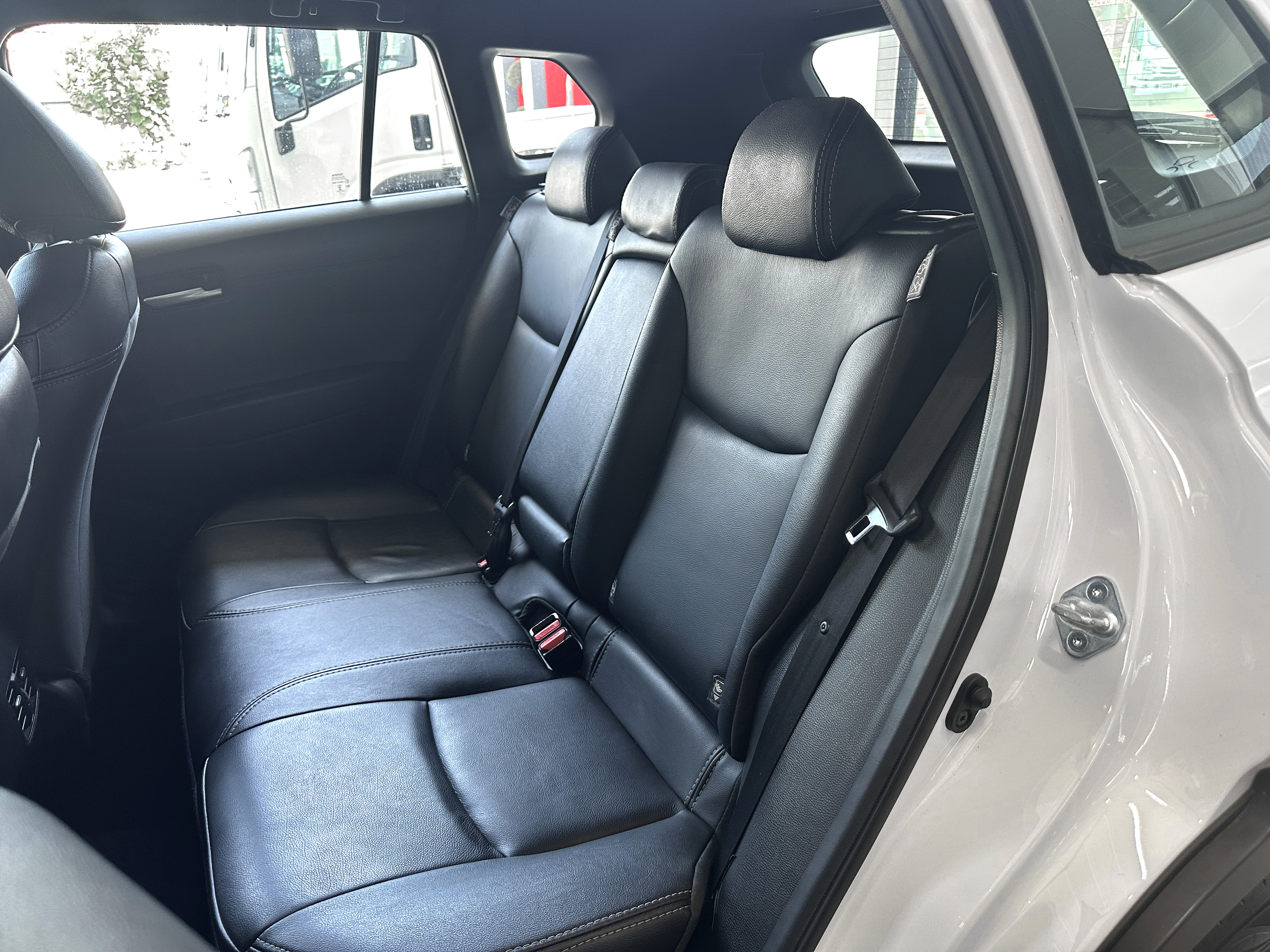 jeepetas y camionetas - Toyota corolla cross hibrid 2022 9