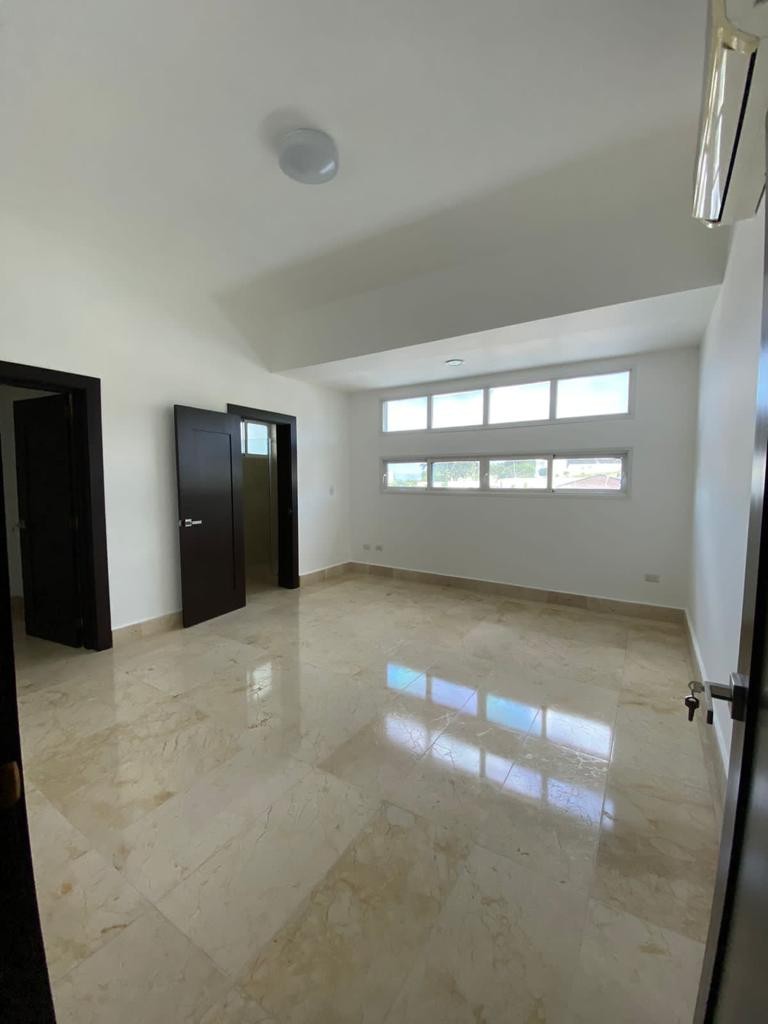 apartamentos - Exquisito Apartamento 240 Mts2, 3 Habitaciones en Cerros de Gurabo 4