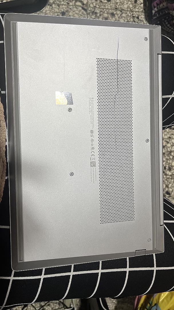 computadoras y laptops - Laptop HP Probook 440 g9, SSD 1 TB, 32gb RAM 3