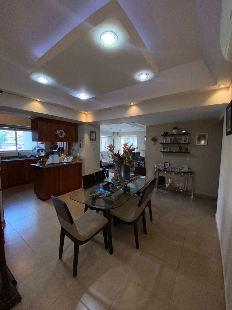 apartamentos - Apartamento piso 4  en Naco  7