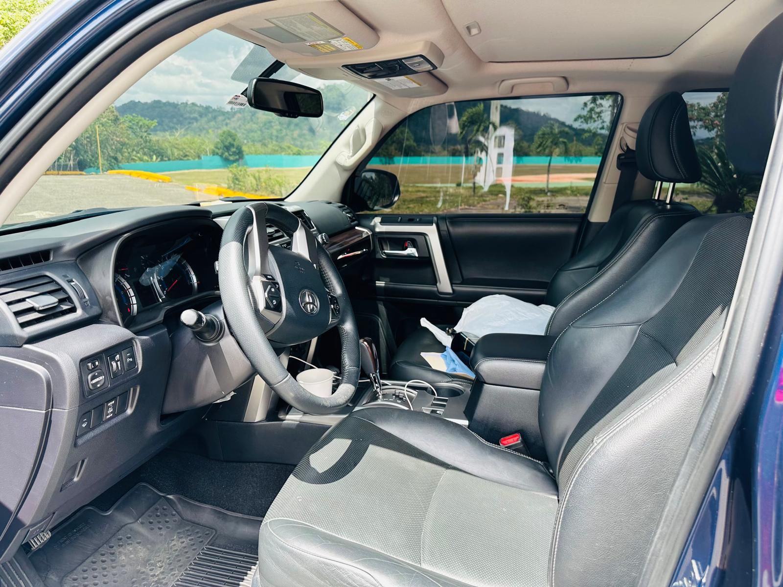 jeepetas y camionetas - Toyota 4Runner limited 2017 3