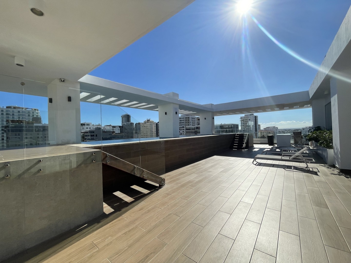 apartamentos - Paraiso 94m2 habitaciones 2.5 banos 2 parqueos  8