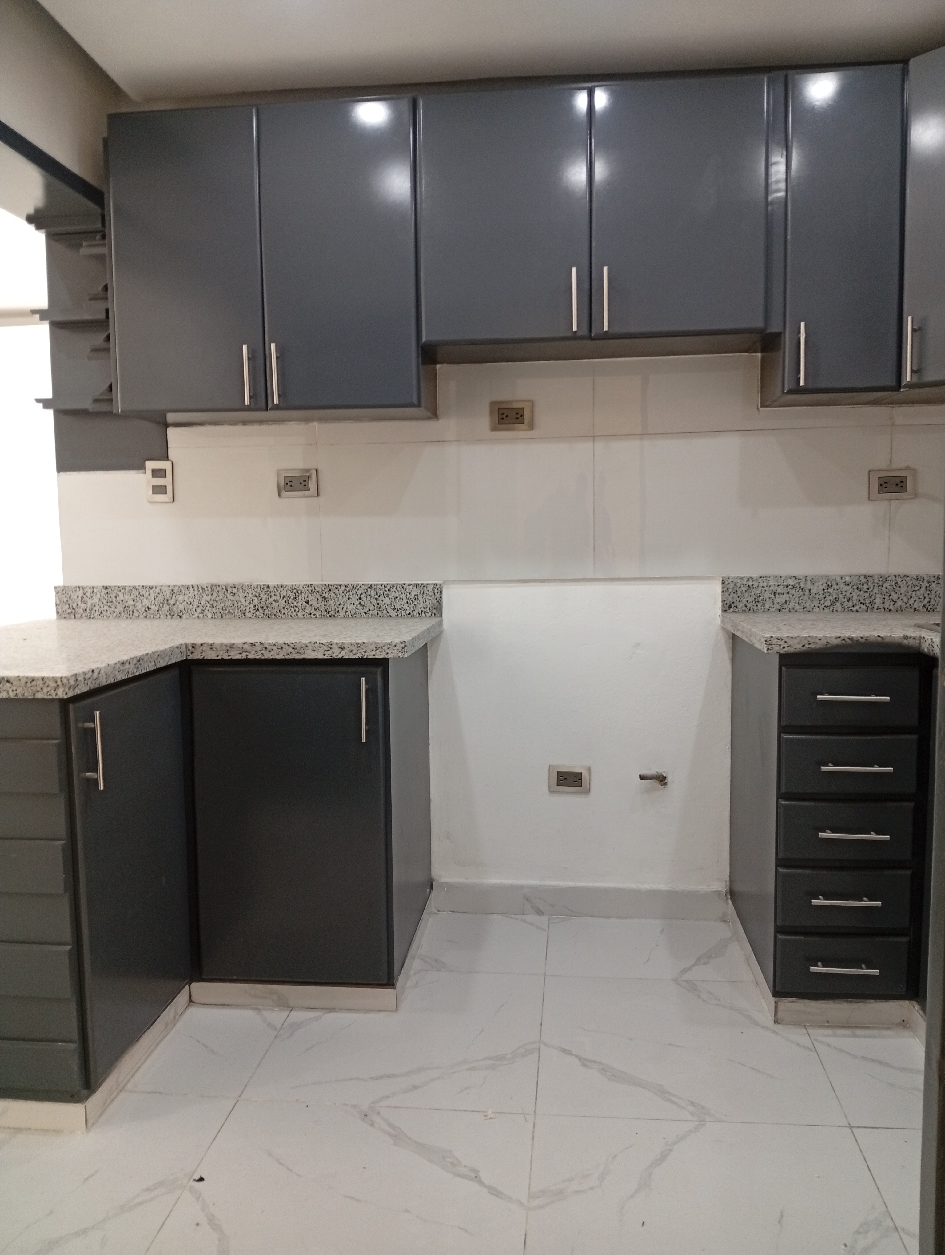 apartamentos - Av. independencia, 3er piso, 3 habs, 1 parq, gas individual  4