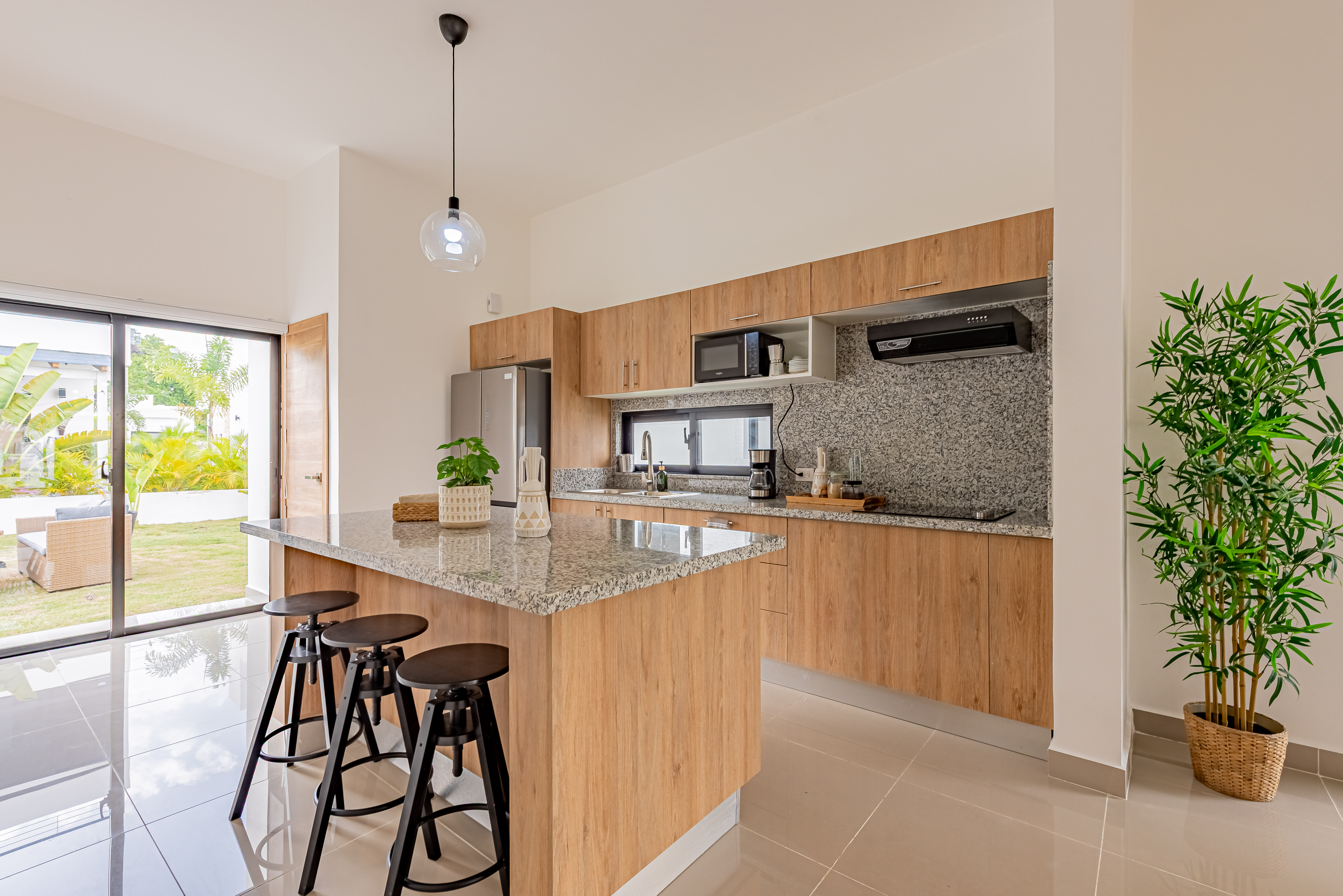 casas vacacionales y villas - Alquilo Casa amueblada en Bavaro 5