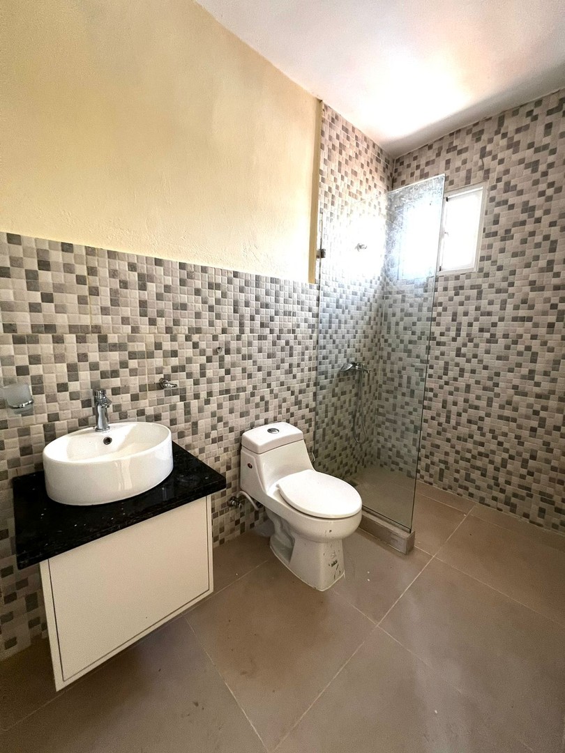 otros inmuebles - Gran Oportunidad de Inversion, Edificio de Aparta-Estudios  2