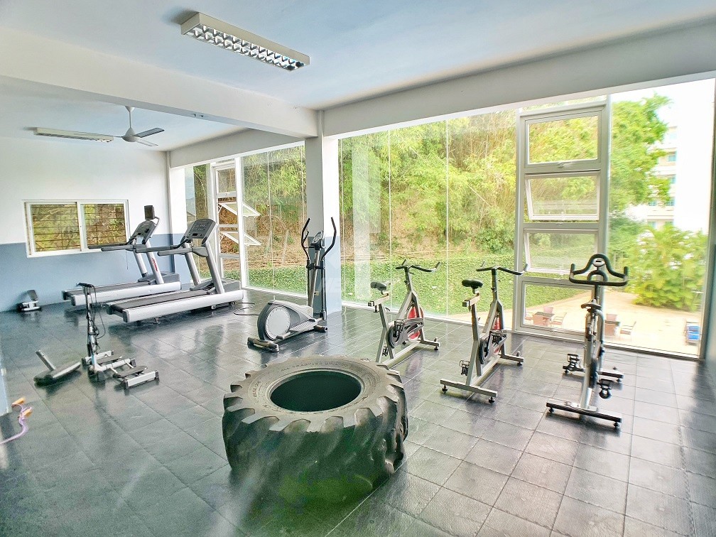 apartamentos - AMUEBLADO CON PISCINA Y GIMNASIO CERROS GURABO SANTIAGO  2