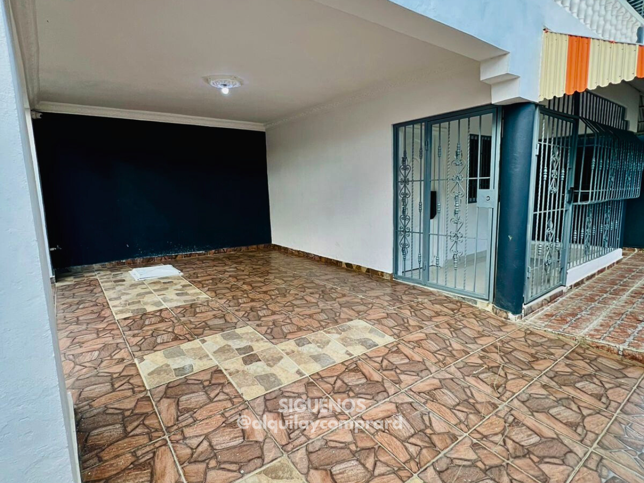 casas - Casa Familiar, Próxima a la Charles de Gaulle 2