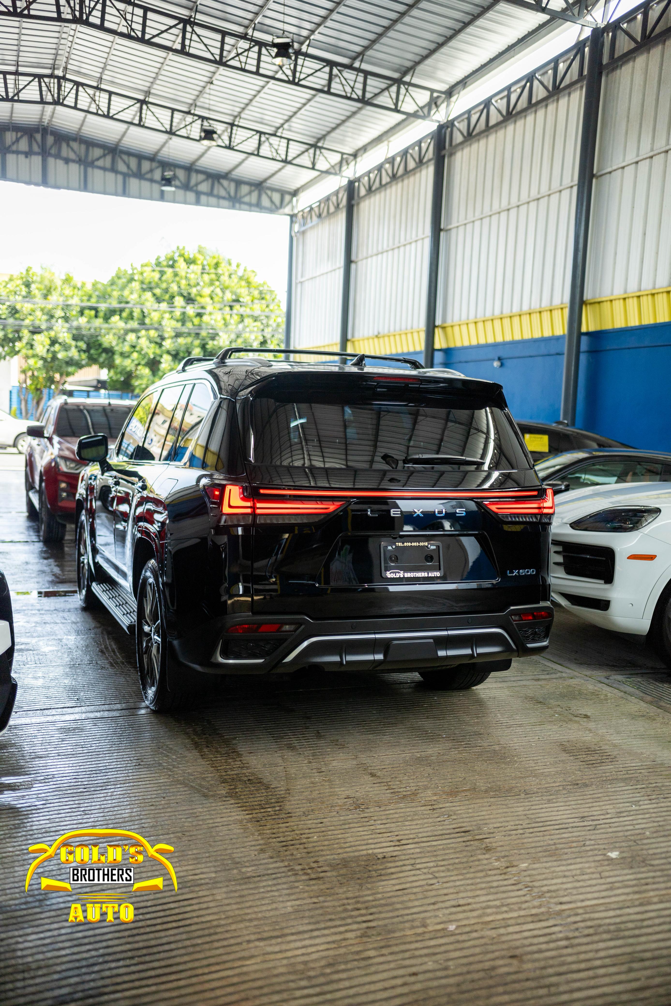 jeepetas y camionetas - Lexus LX600 F-Sport 2023 Recien Importada Clean 3
