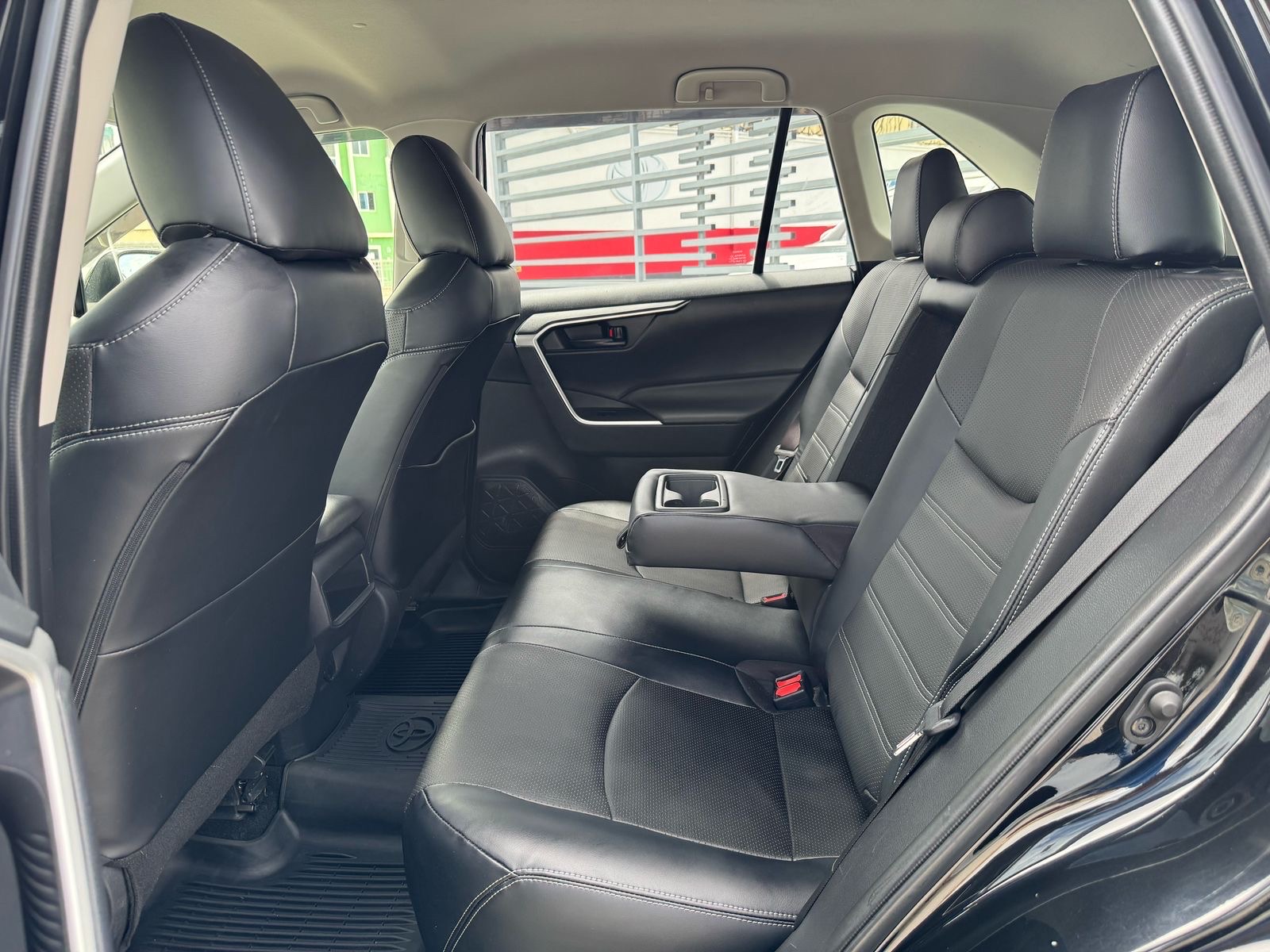 jeepetas y camionetas - 🚙TOYOTA RAV4 2019 LE PLUS.🇺🇸💎 6